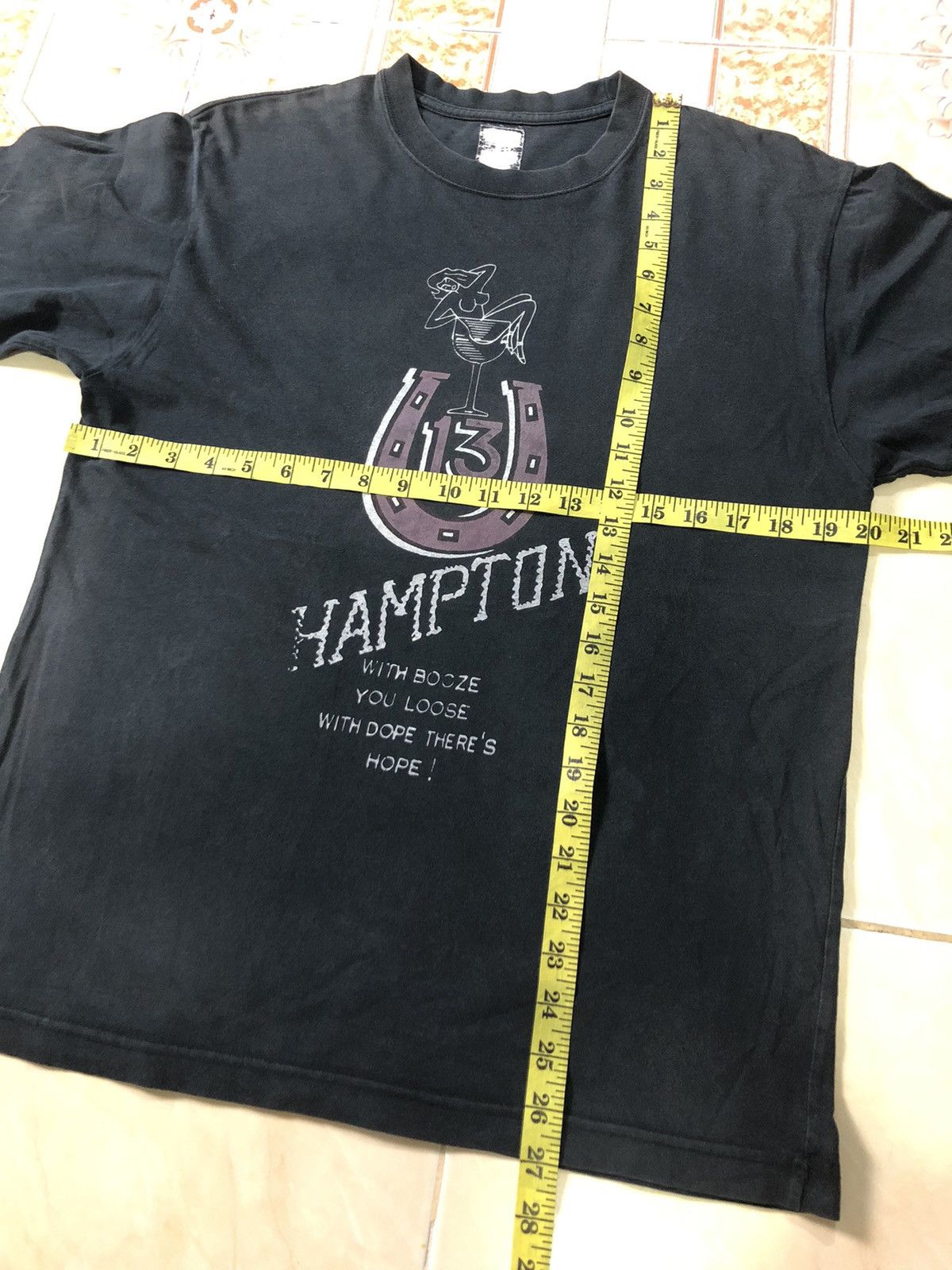 Japanese Brand × Neighborhood × Vintage VINTAGE NEIGHBORHOOD HAMPTON NAKED GIRL FADED SHIRT Size US M / EU 48-50 / 2 - 7 Thumbnail