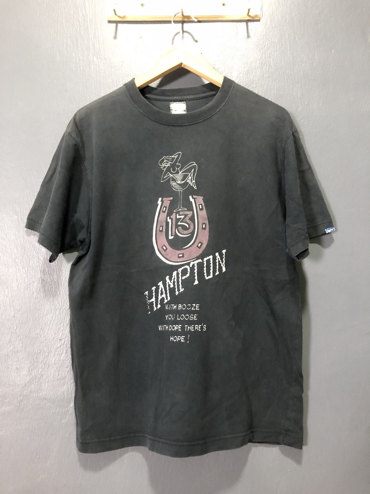 Japanese Brand × Neighborhood × Vintage VINTAGE NEIGHBORHOOD HAMPTON NAKED GIRL FADED SHIRT Size US M / EU 48-50 / 2 - 1 Thumbnail