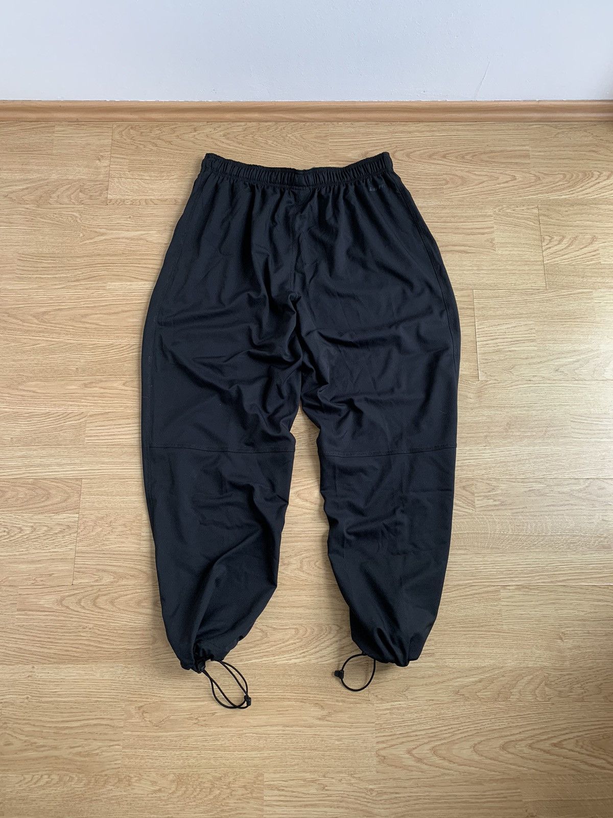 Nike × Vintage Vintage y2k Nike Black Track Pants Swoosh Drill Size US 34 / EU 50 - 2 Thumbnail