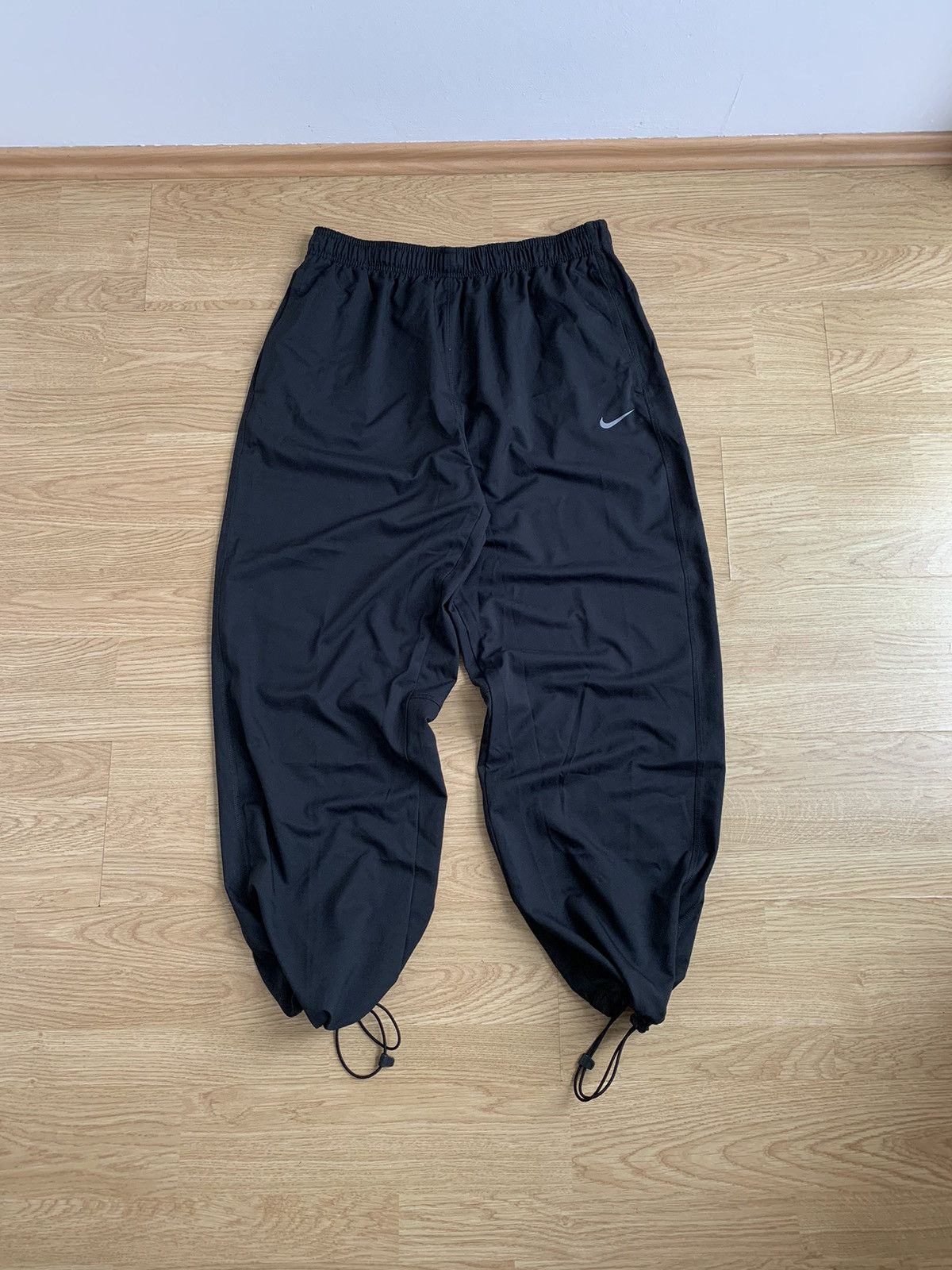 Nike × Vintage Vintage y2k Nike Black Track Pants Swoosh Drill Size US 34 / EU 50 - 1 Thumbnail