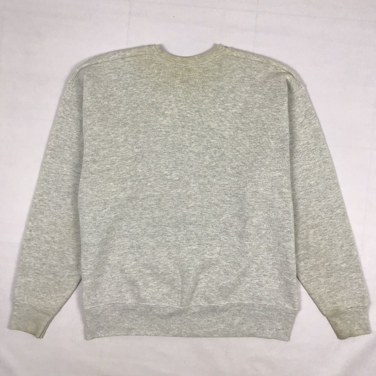 Disney × Vintage Vintage Disney 1994 Pingu Cartoon Show Sweatshirt Size US L / EU 52-54 / 3 - 6 Thumbnail