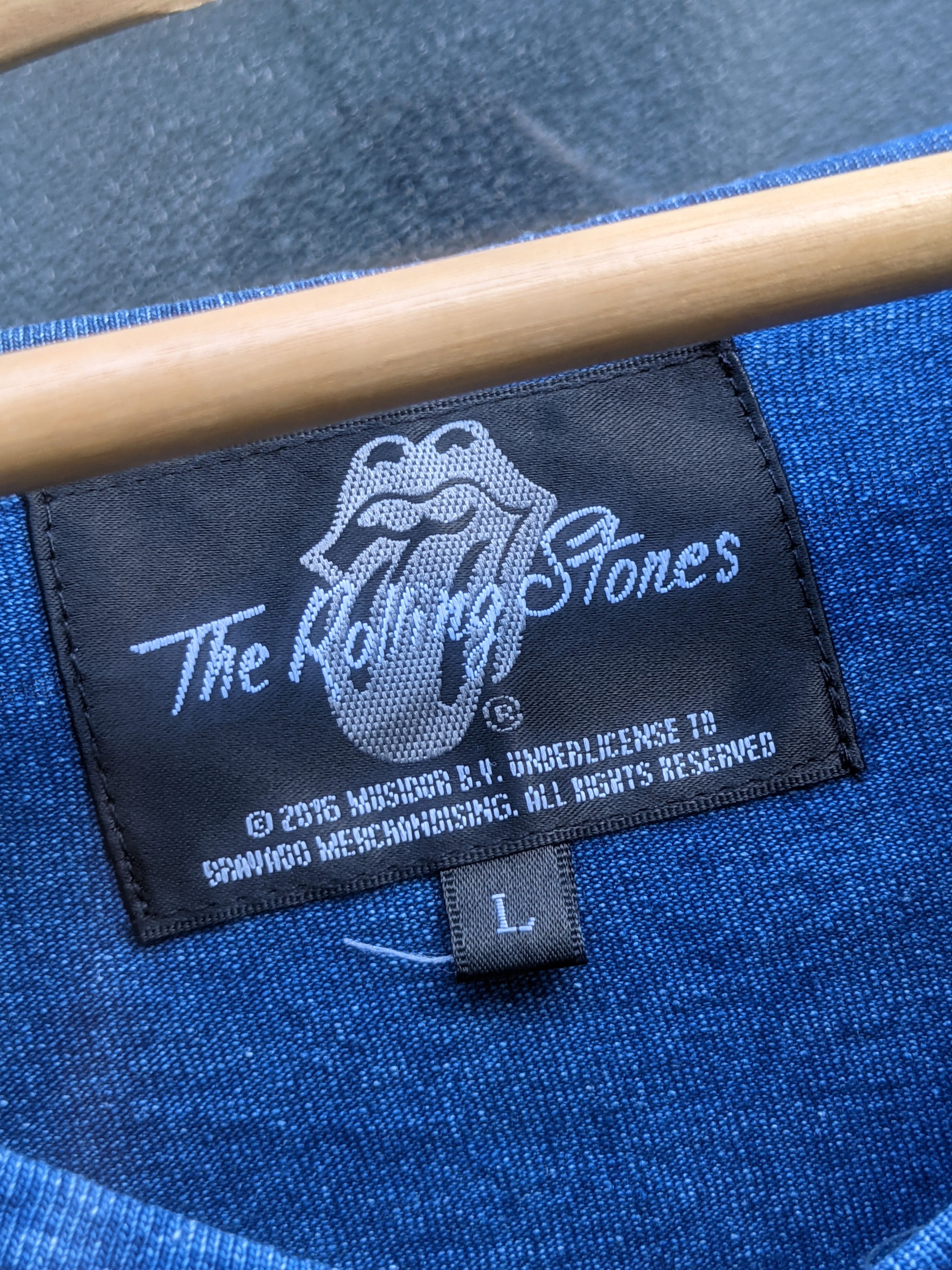 Band Tees × The Rolling Stones ⚡️Rare⚡️ The Rolling Stones V neck Long Sleeve ©2016 Size US S / EU 44-46 / 1 - 7 Thumbnail