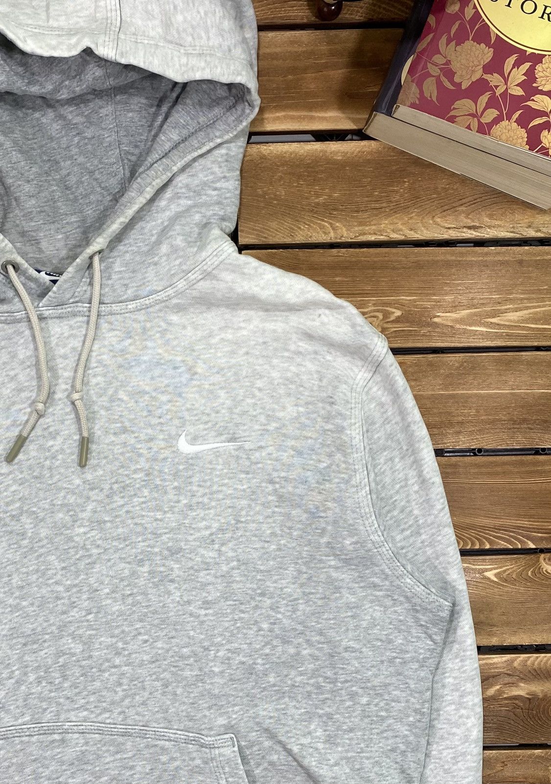 Nike × Vintage Vintage Nike small logo With Hoodie Sweatshirt Size L Size US L / EU 52-54 / 3 - 5 Thumbnail