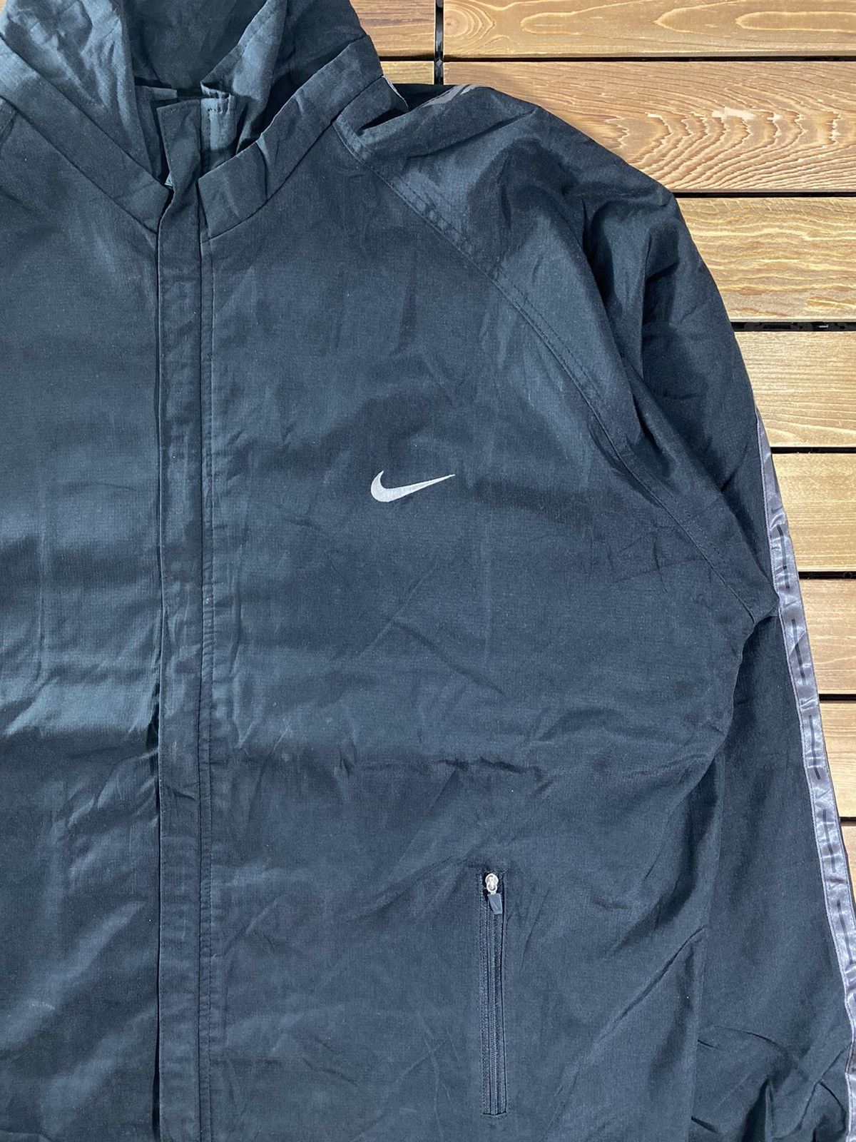 Vintage Vintage 90s Nike Small Logo Stripe on sleeve Size Xxl Size US XXL / EU 58 / 5 - 3 Thumbnail