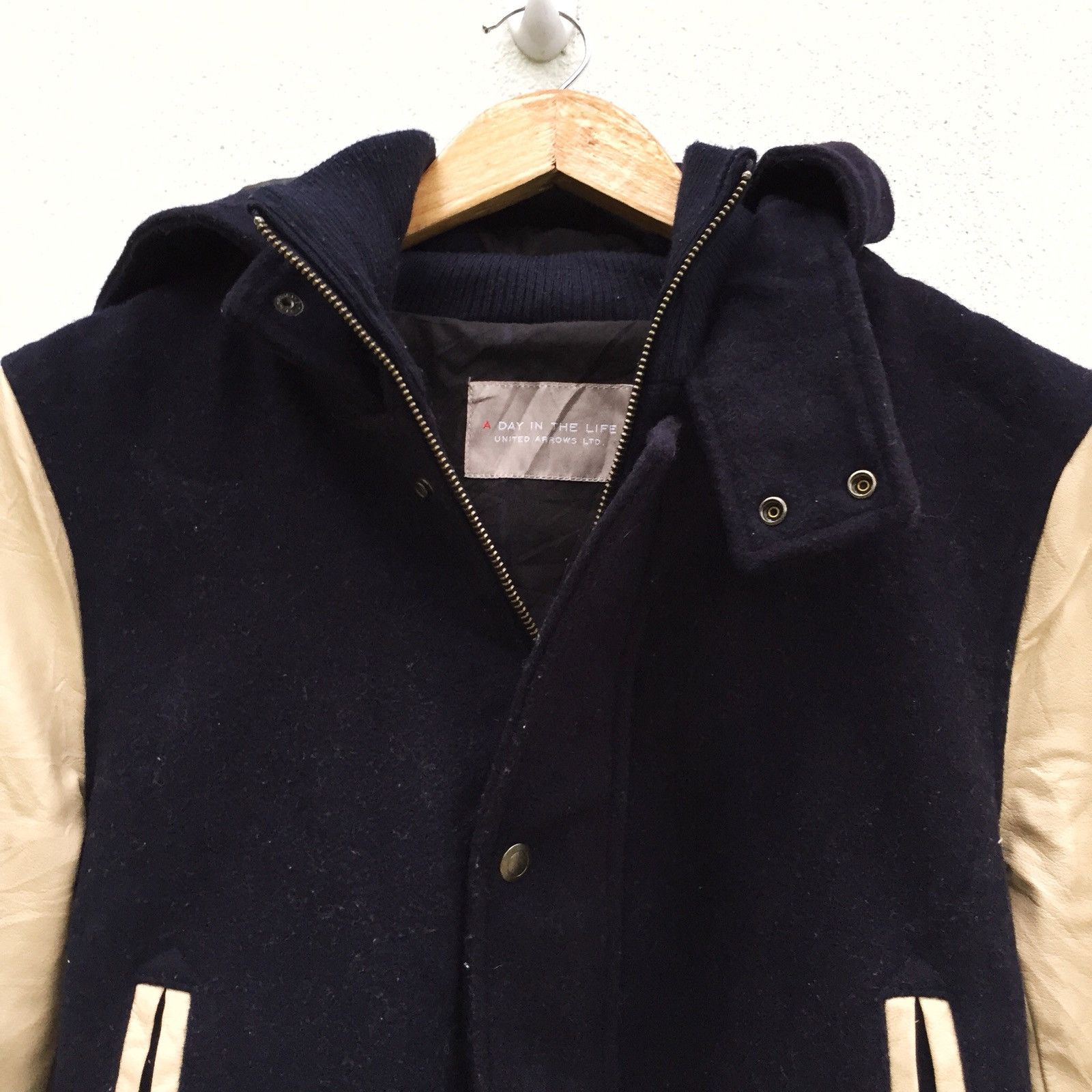 United Arrows A Day in The Life Wool PVC Sleeve Varsity Jacket Size US M / EU 48-50 / 2 - 4 Thumbnail
