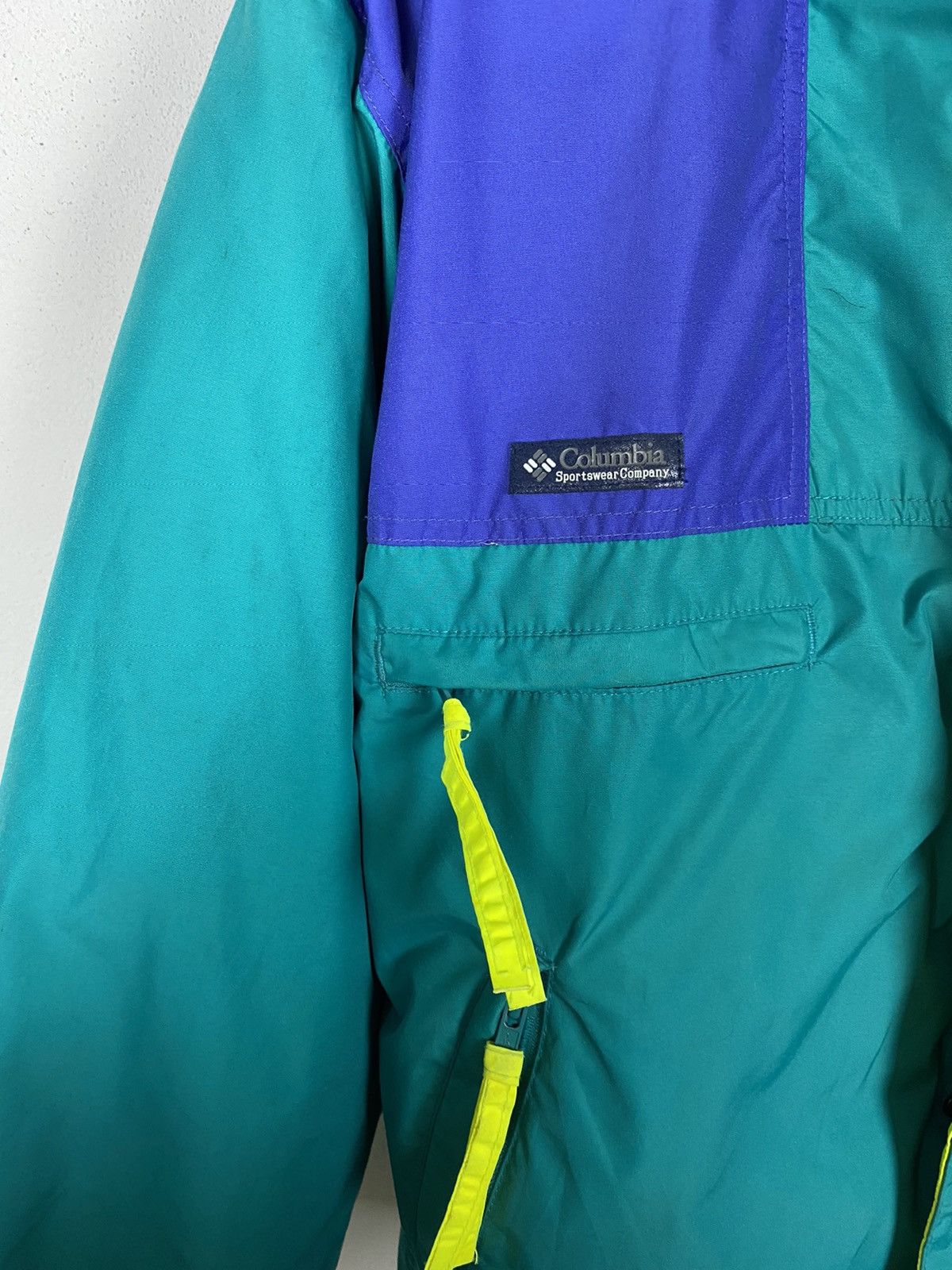 Columbia TRICOLOUR PUFFER JACKET BY COLUMBIA NICE DESIGN Size US M / EU 48-50 / 2 - 5 Thumbnail
