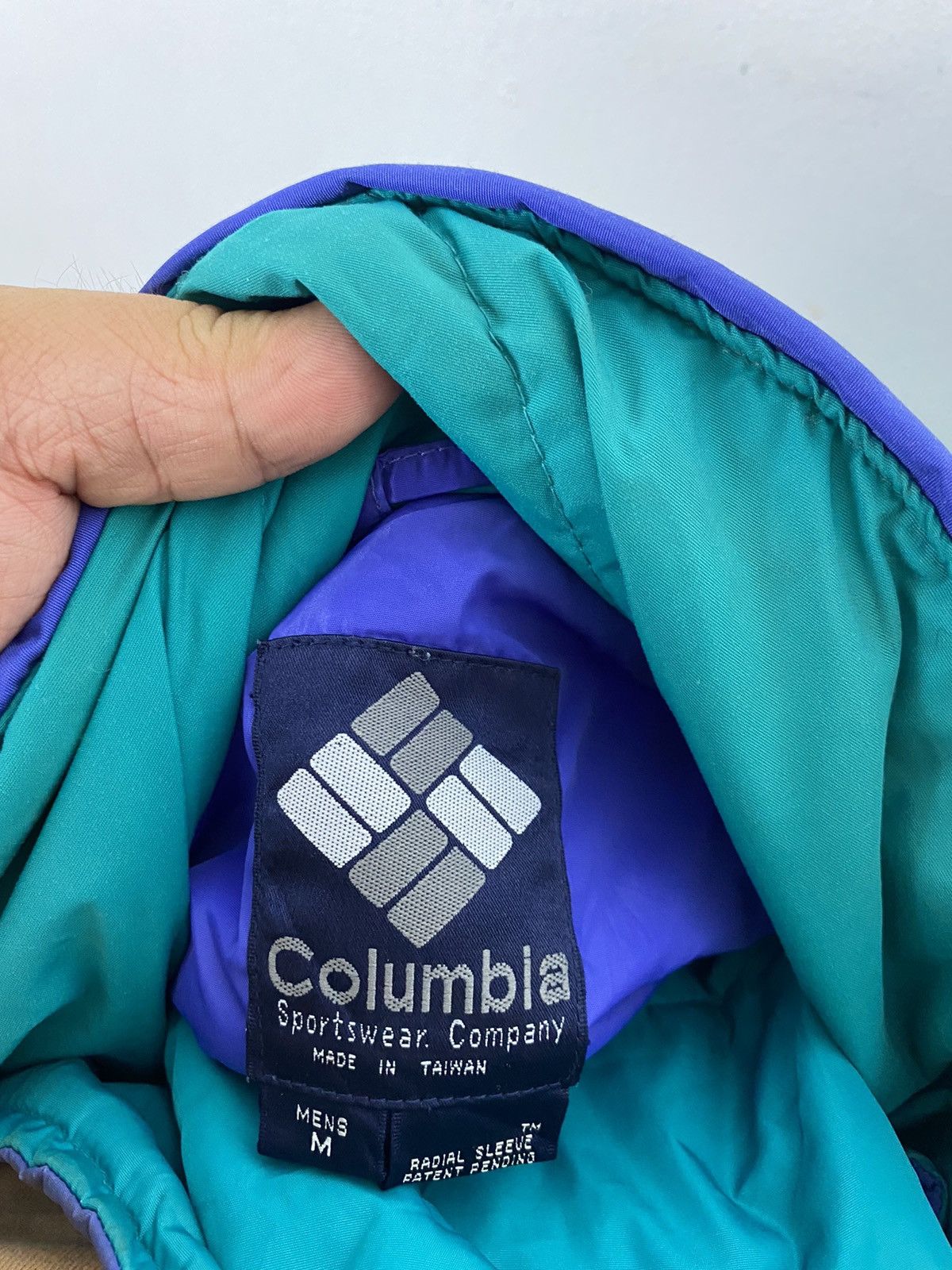 Columbia TRICOLOUR PUFFER JACKET BY COLUMBIA NICE DESIGN Size US M / EU 48-50 / 2 - 13 Thumbnail