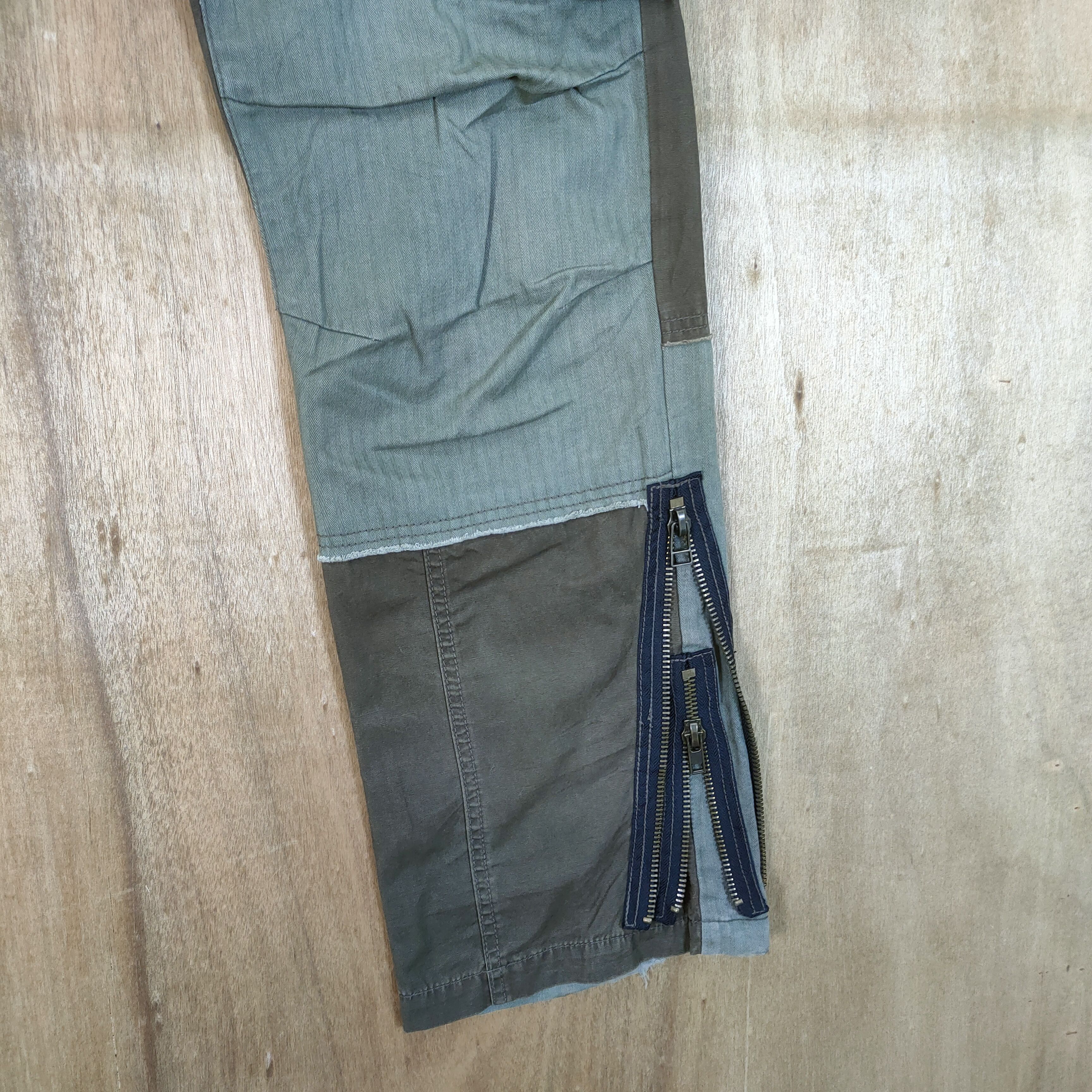 Japanese Brand VINTAGE COMMOM MEET BONDAGE CARGO PANTS Size US 34 / EU 50 - 6 Thumbnail