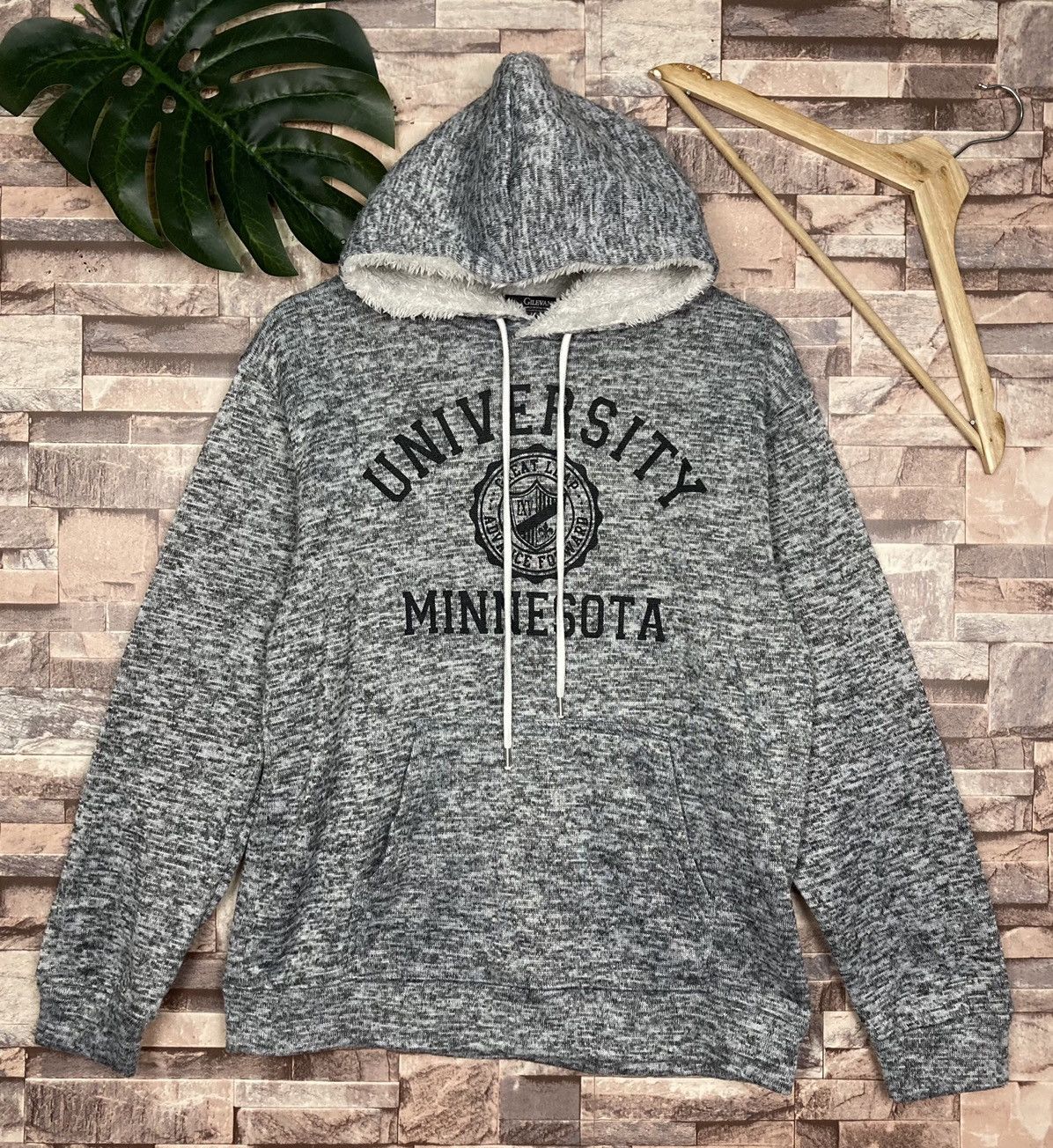 Japanese Brand University Of Minnesota Sweater Hoodie #30-1 Size US M / EU 48-50 / 2 - 1 Thumbnail