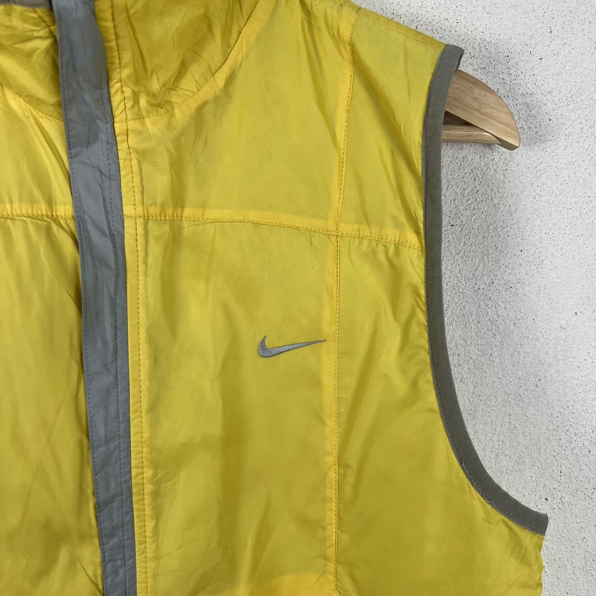 Nike VINTAGE NIKE RARE COLOUR REVERSIBLE LIGHT PUFFER Size US M / EU 48-50 / 2 - 4 Thumbnail