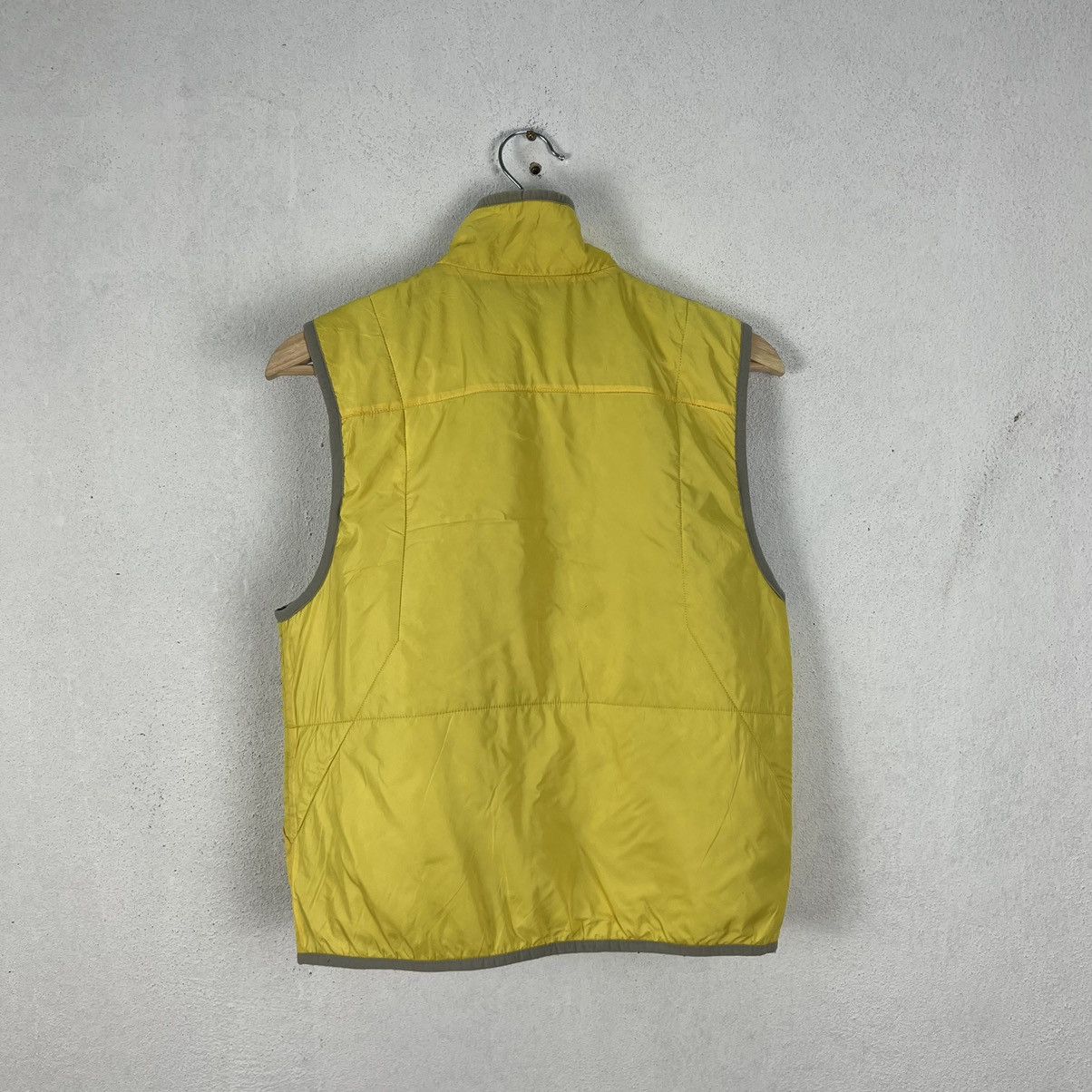 Nike VINTAGE NIKE RARE COLOUR REVERSIBLE LIGHT PUFFER Size US M / EU 48-50 / 2 - 5 Thumbnail