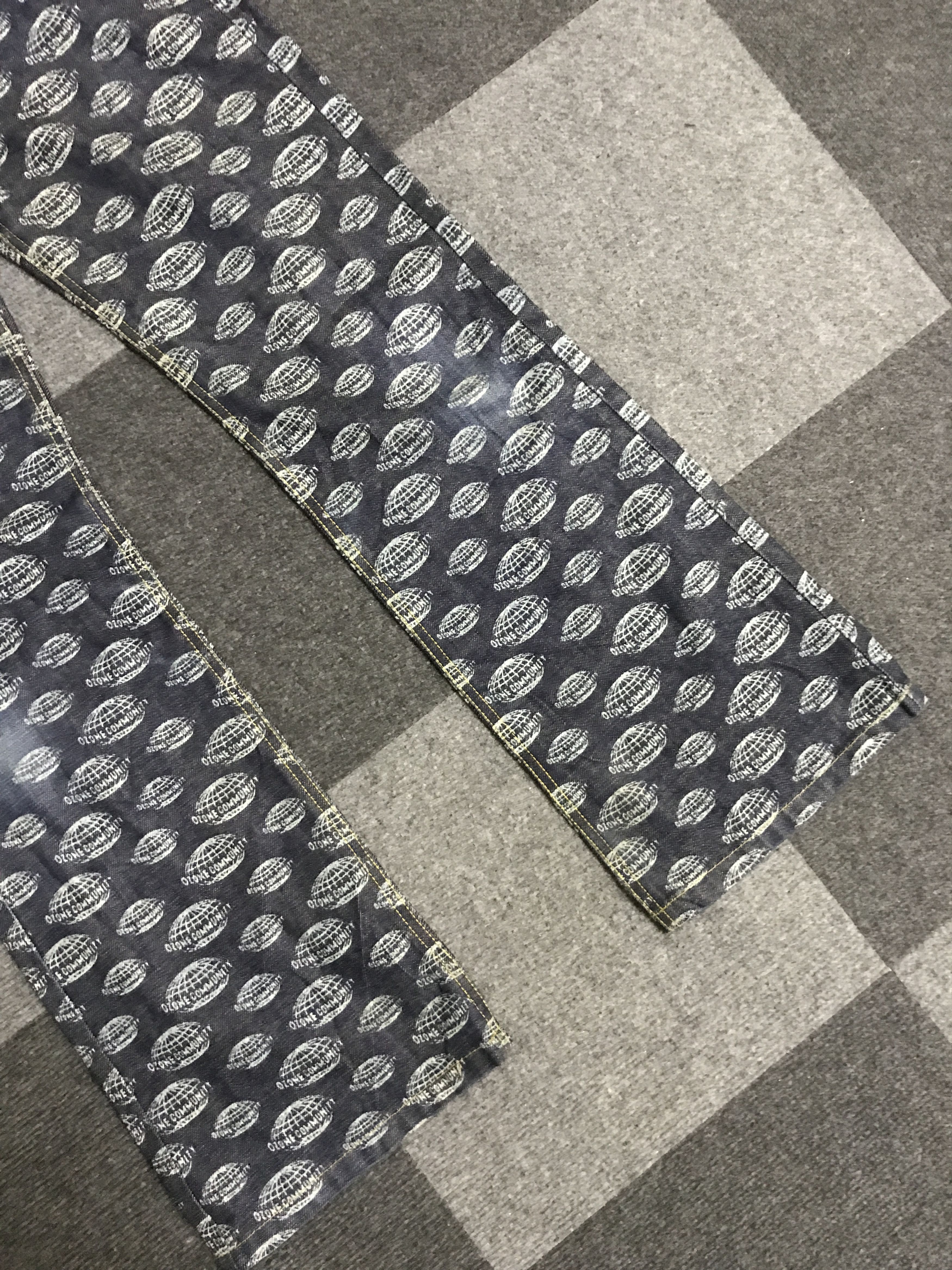 Japanese Brand D153 OZONE COMMUNITY Japan Full Print Flare Jeans Size US 26 / EU 42 - 5 Thumbnail
