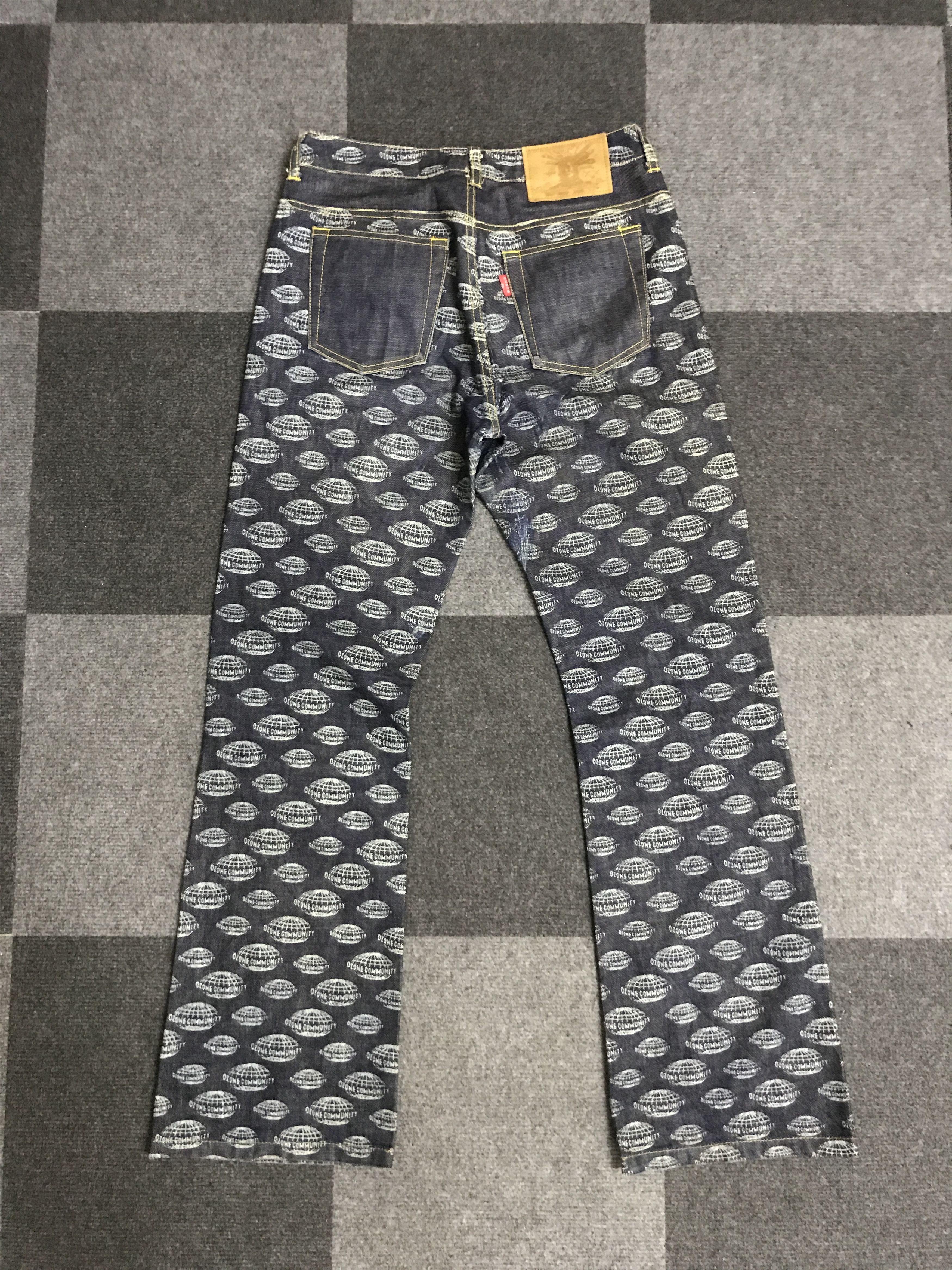 Japanese Brand D153 OZONE COMMUNITY Japan Full Print Flare Jeans Size US 26 / EU 42 - 16 Thumbnail