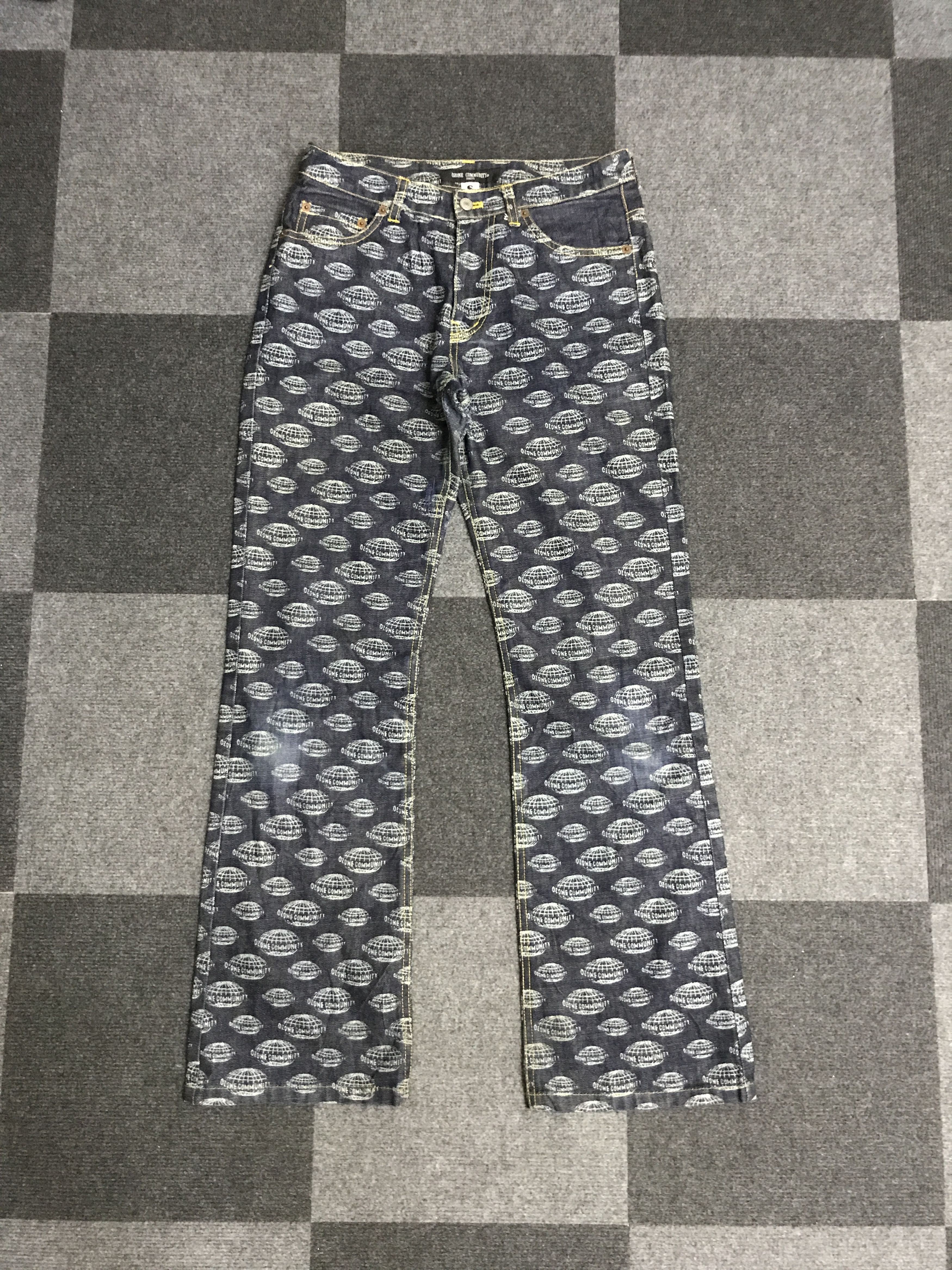 image of Archival Clothing D153 Ozone Community Japan Full Print Flare Jeans in Denim, Women's (Size 26)
