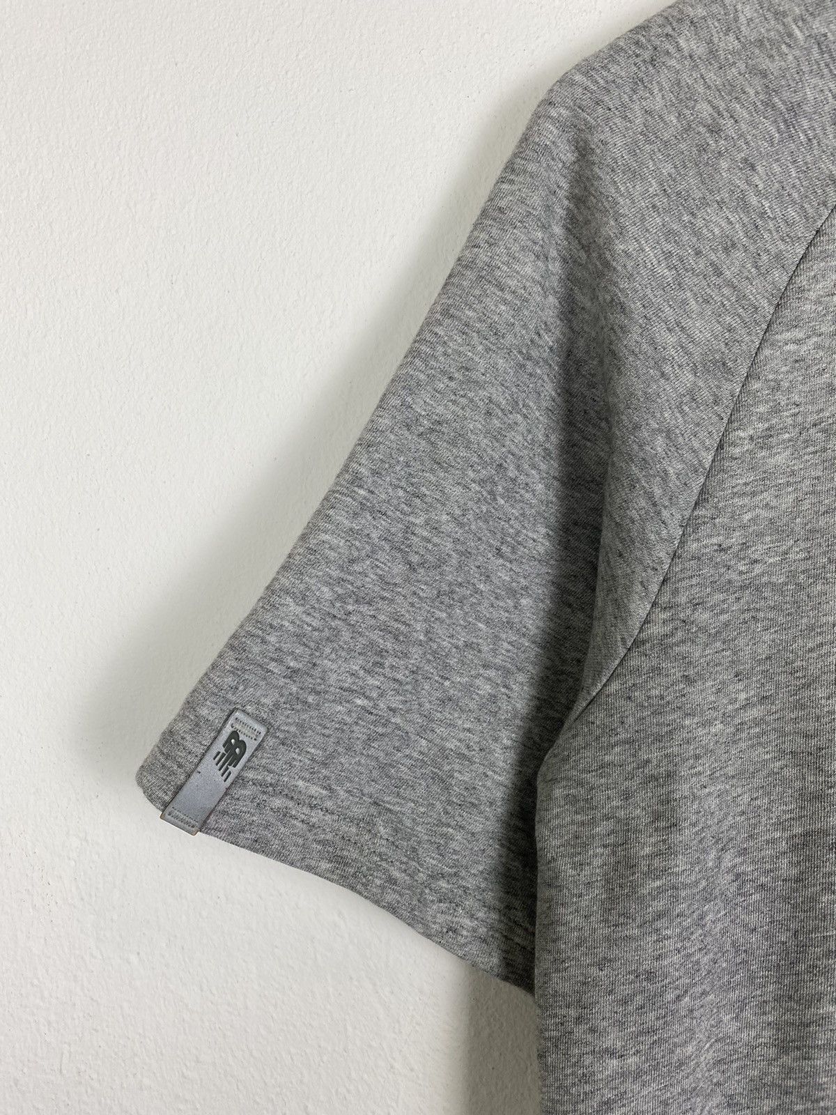 New Balance New Balance Sweatshirt Short Sleeve Style- Large Size Size US L / EU 52-54 / 3 - 4 Thumbnail