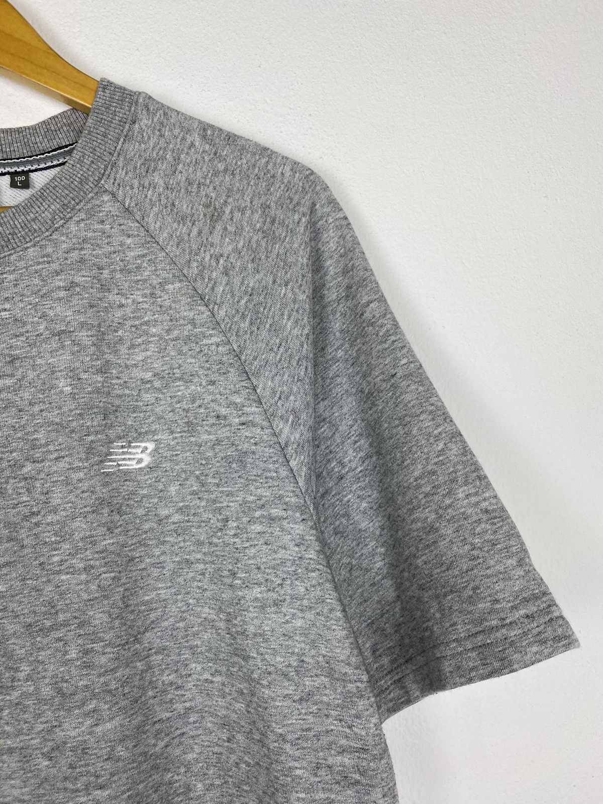 New Balance New Balance Sweatshirt Short Sleeve Style- Large Size Size US L / EU 52-54 / 3 - 5 Thumbnail