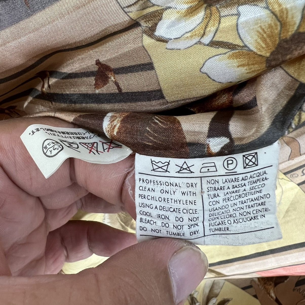 Japanese Brand RARE 100% SILK NICE DESIGN LINING FULL PRINT Size US S / EU 44-46 / 1 - 14 Thumbnail