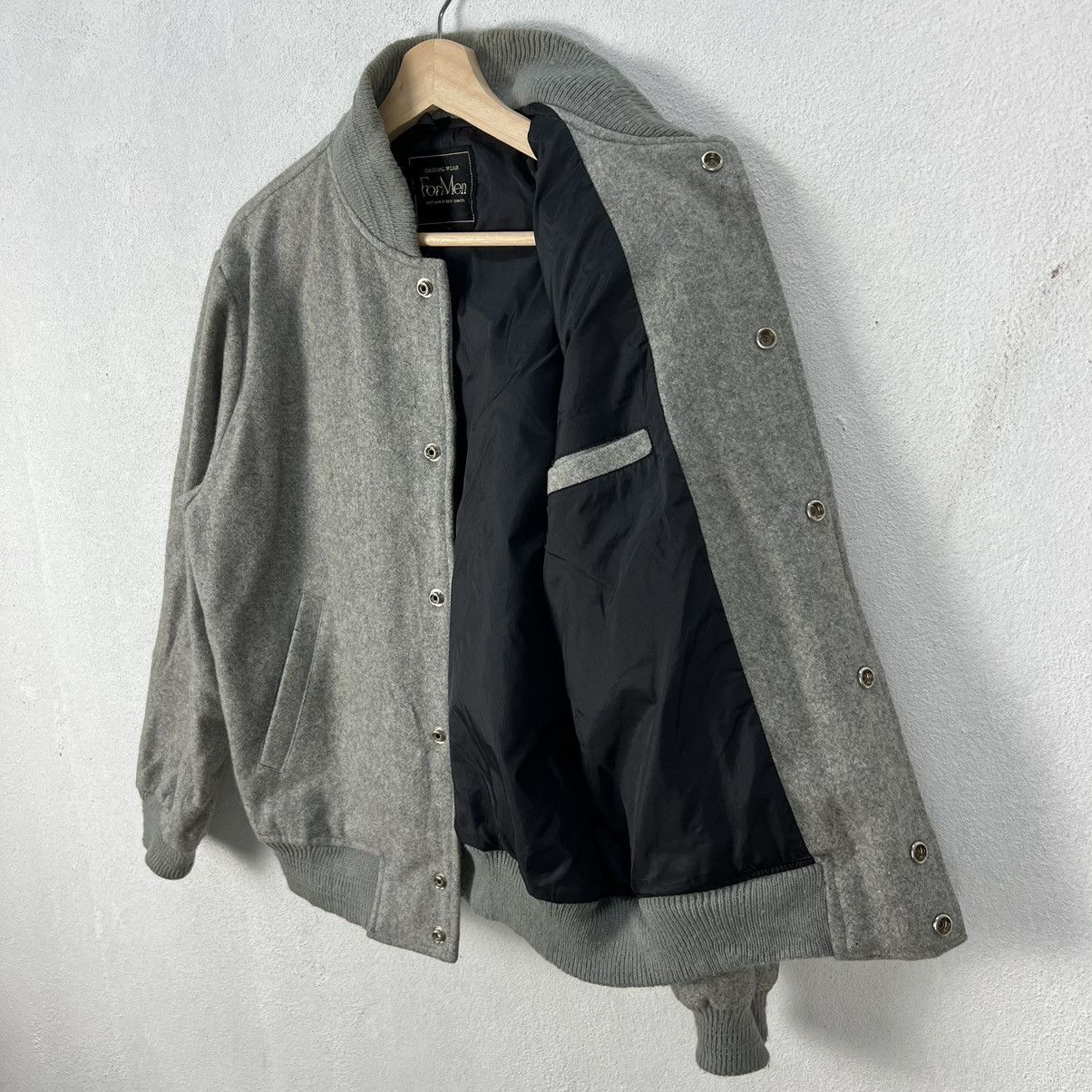 Japanese Brand VINTAGE VARSITY JACKET CASUAL WEAR FOR MEN Size US M / EU 48-50 / 2 - 10 Thumbnail