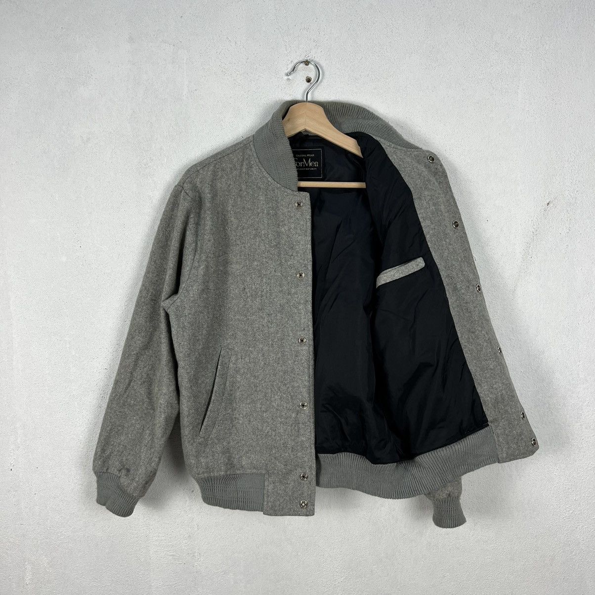 Japanese Brand VINTAGE VARSITY JACKET CASUAL WEAR FOR MEN Size US M / EU 48-50 / 2 - 9 Thumbnail
