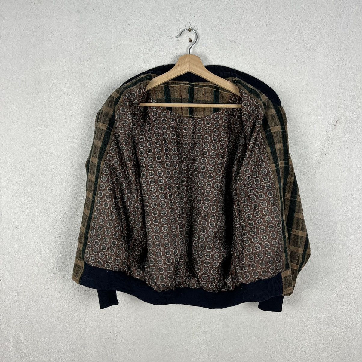 Japanese Brand VINTAGE VARSITY JACKET TARTAN DESIGN STREETWEAR STYLE Size US M / EU 48-50 / 2 - 10 Thumbnail