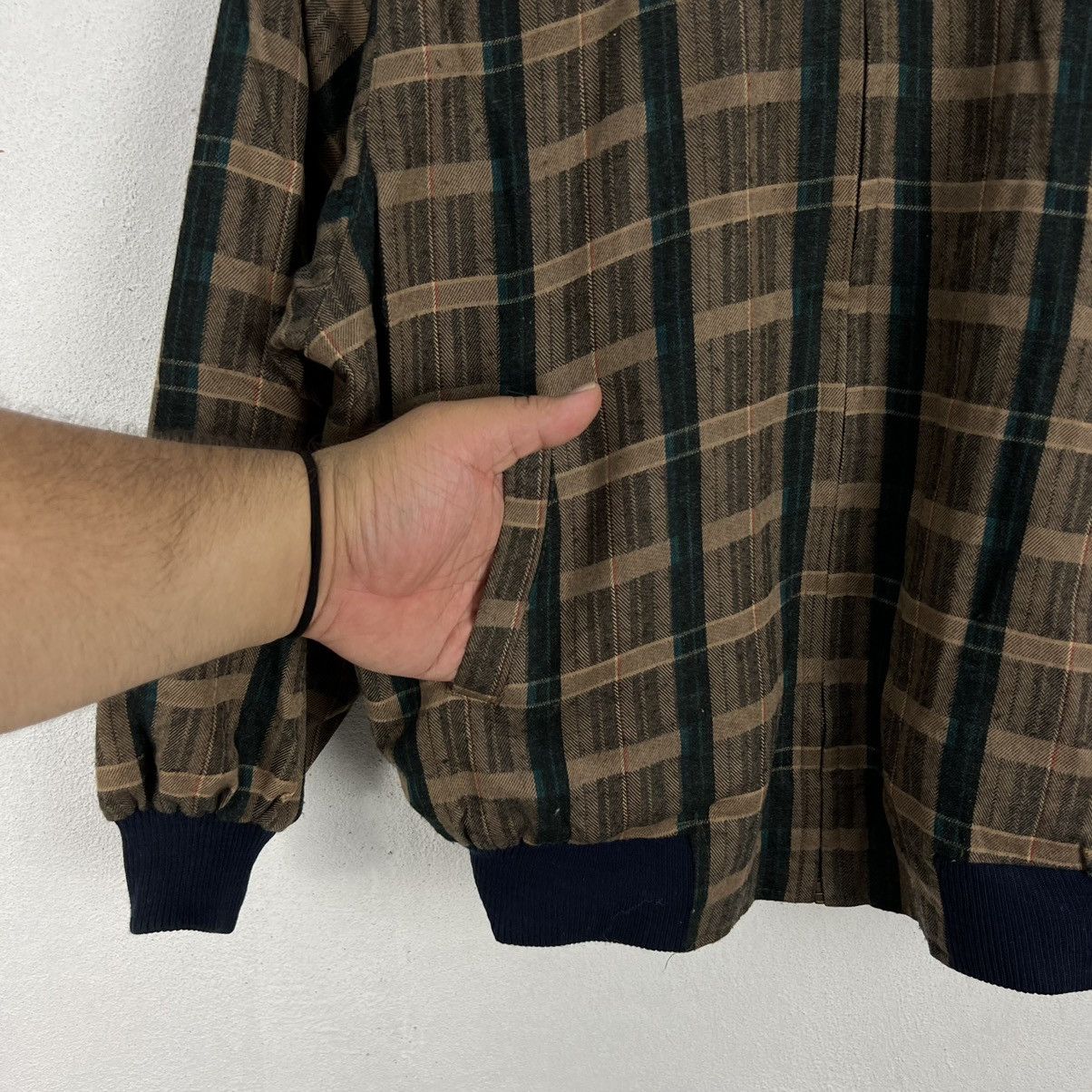 Japanese Brand VINTAGE VARSITY JACKET TARTAN DESIGN STREETWEAR STYLE Size US M / EU 48-50 / 2 - 5 Thumbnail