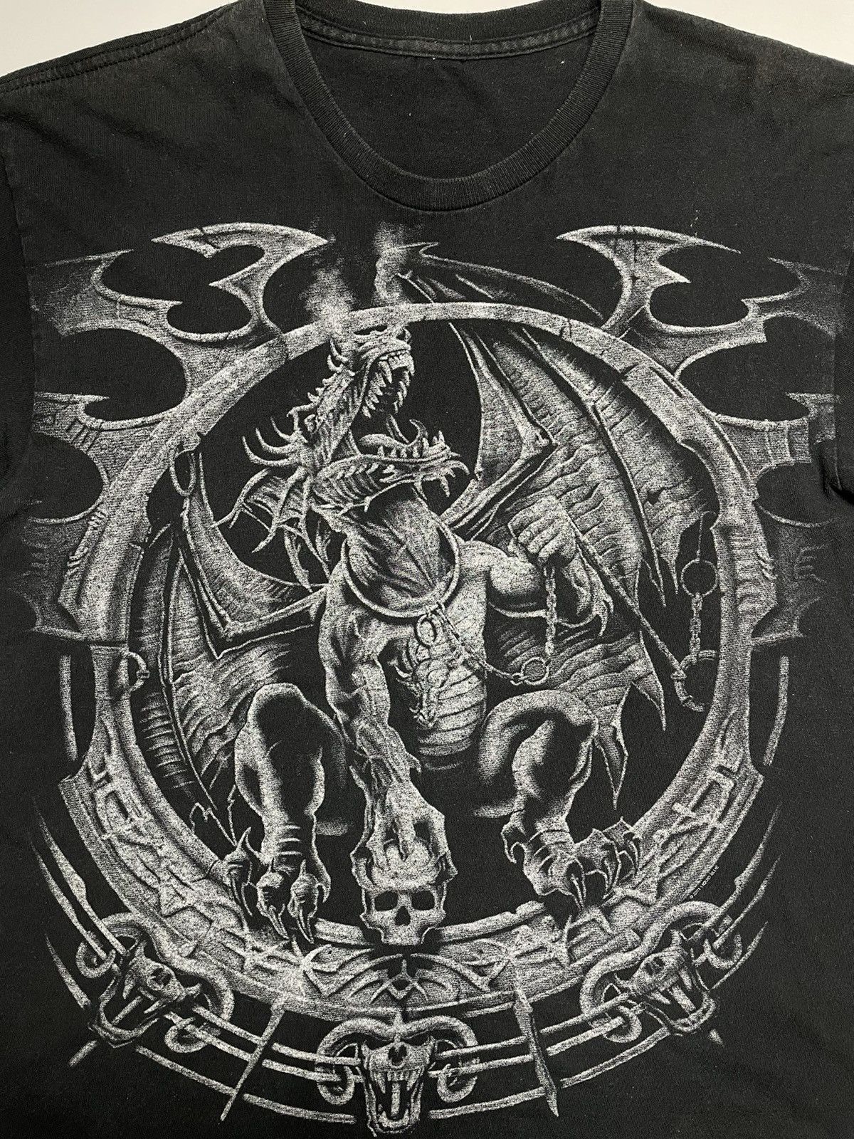 Liquid Blue Vintage Liquid Blue 2001© Evil Dragon full print fairly fad Size US M / EU 48-50 / 2 - 5 Thumbnail