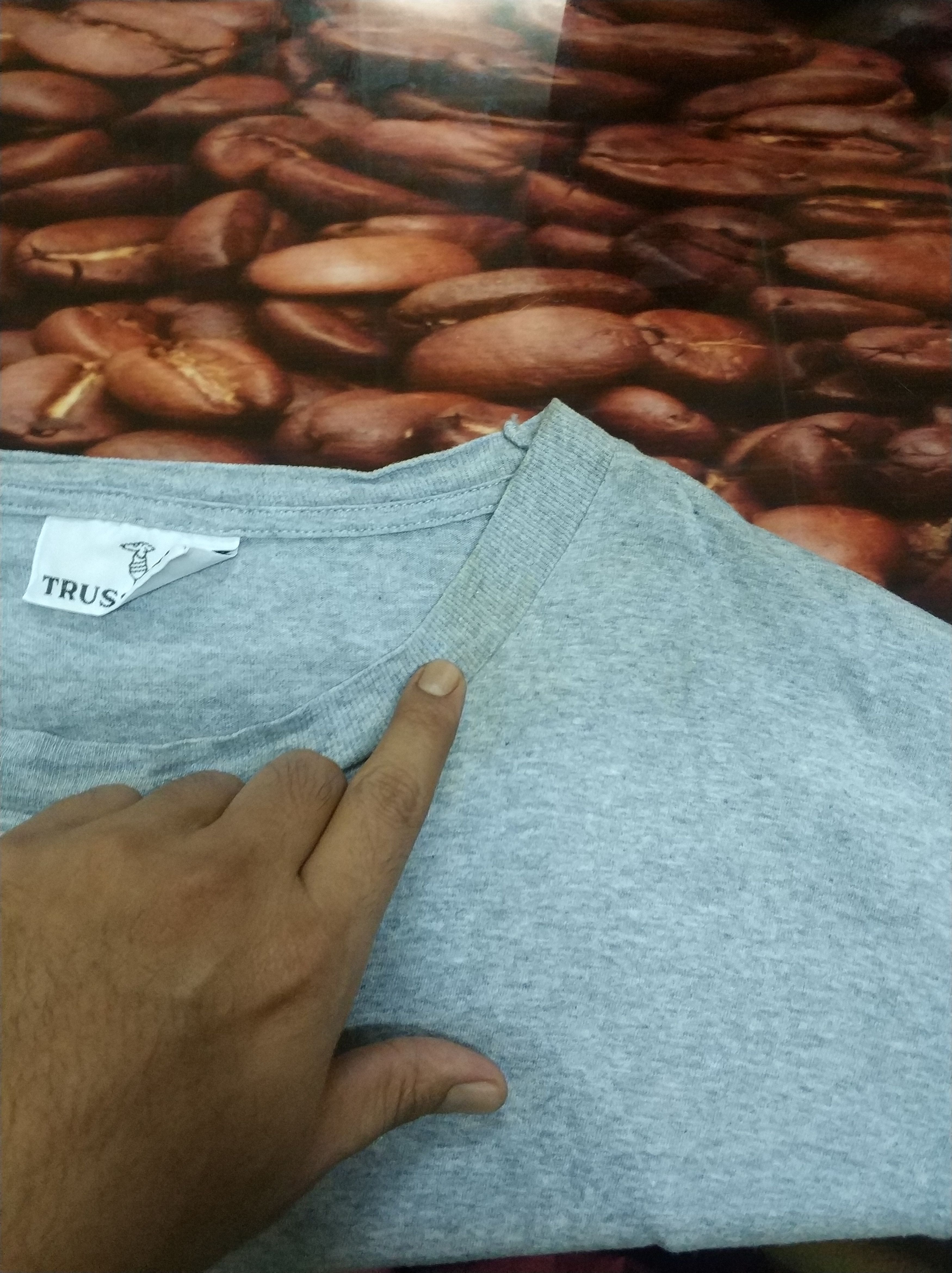 Trussardi 🔥Vintage Trussardi Big Logo Tees Size US M / EU 48-50 / 2 - 7 Thumbnail