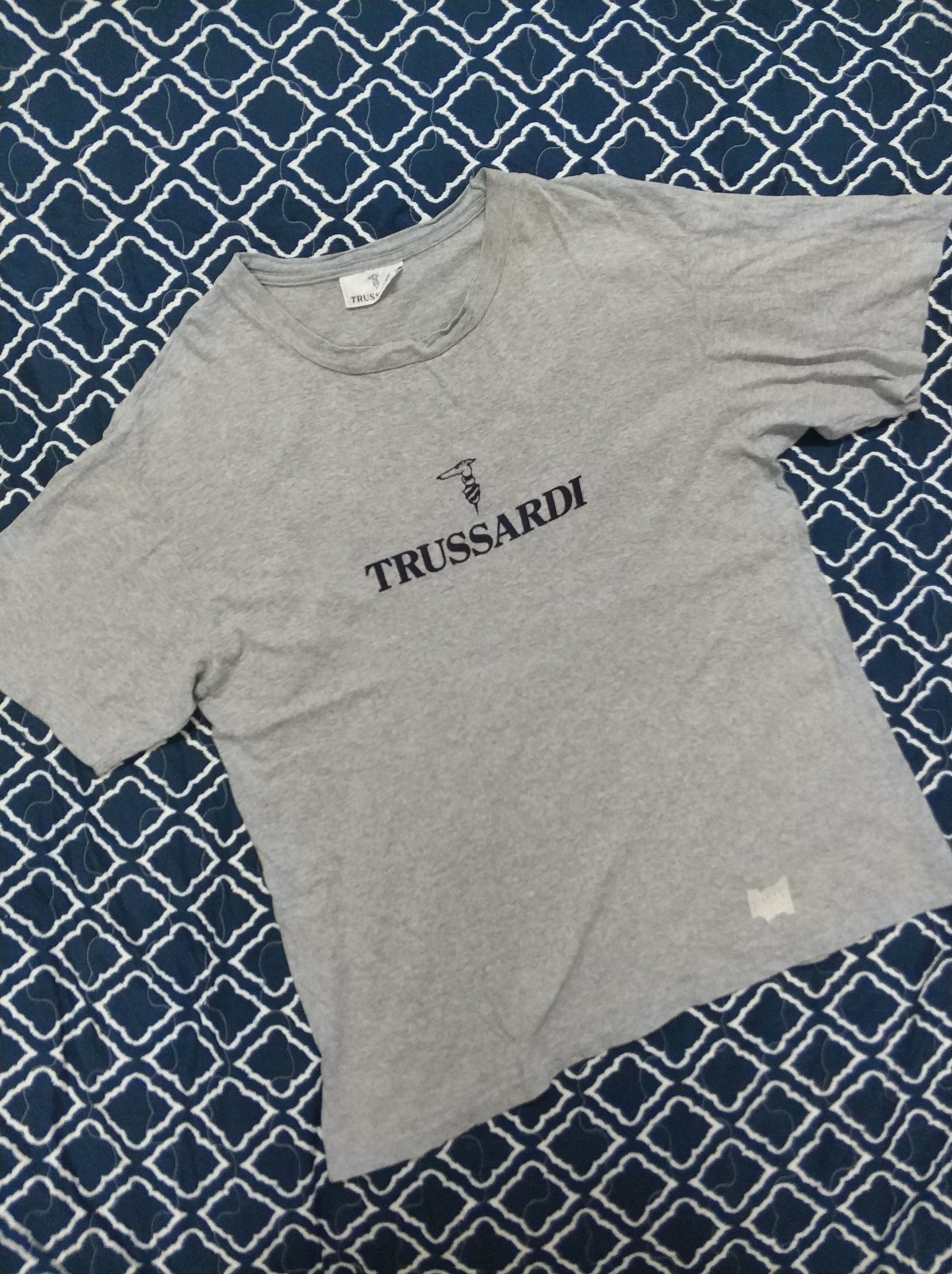 Trussardi 🔥Vintage Trussardi Big Logo Tees Size US M / EU 48-50 / 2 - 1 Thumbnail