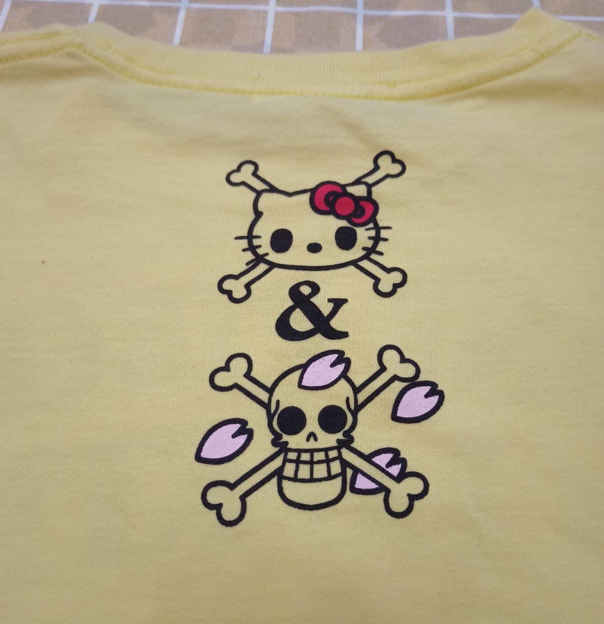 Anime × Cartoon Network × Japanese Brand HELLO KITTY x ONE PIECE TONY CHOPPER LONG SLEEVE T Size US M / EU 48-50 / 2 - 4 Thumbnail