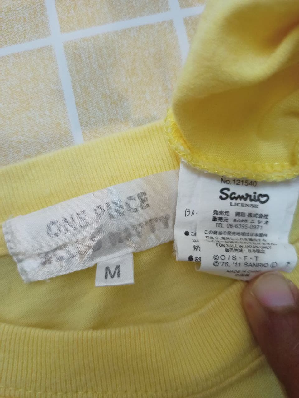 Anime × Cartoon Network × Japanese Brand HELLO KITTY x ONE PIECE TONY CHOPPER LONG SLEEVE T Size US M / EU 48-50 / 2 - 9 Thumbnail