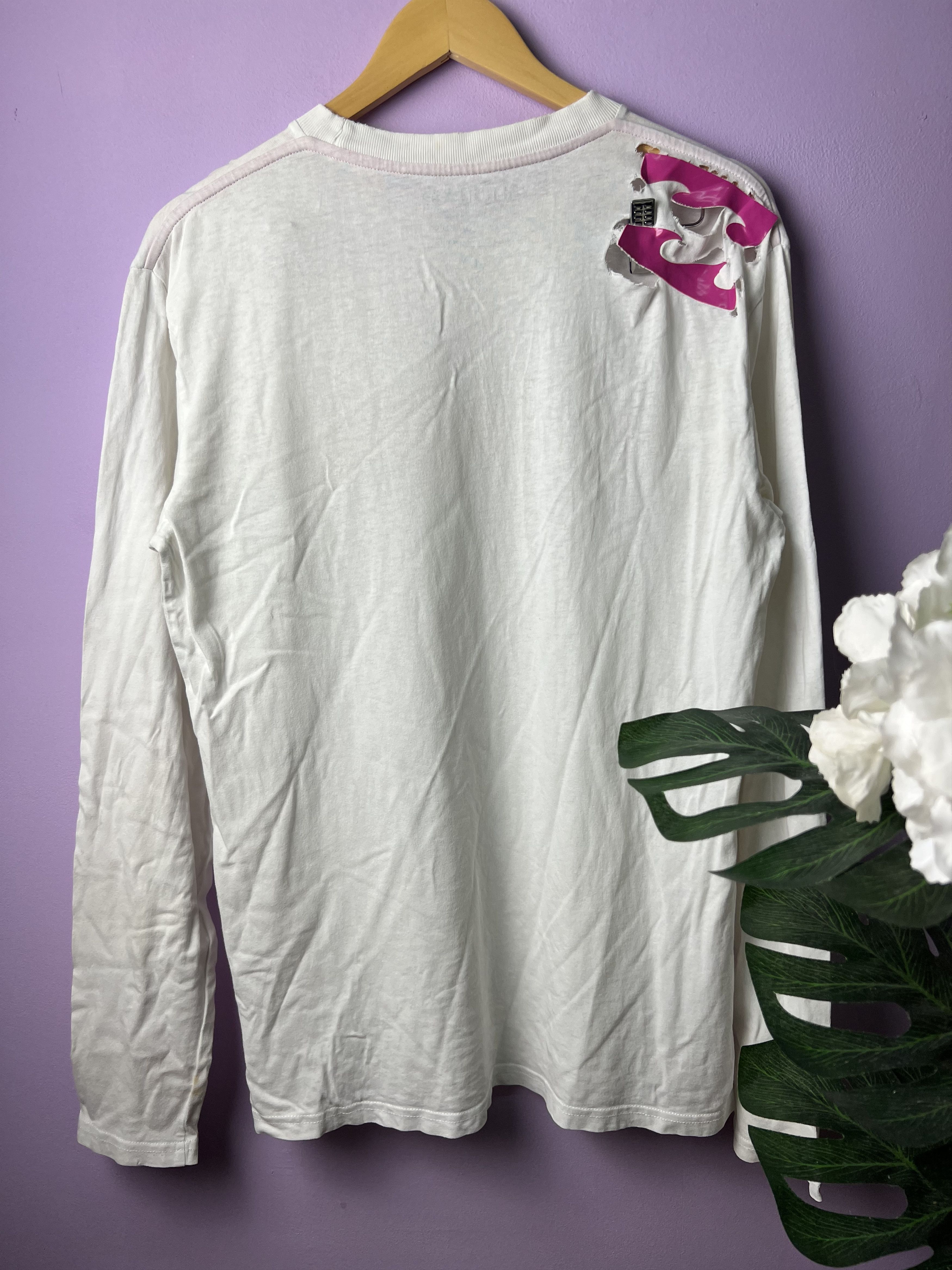Billabong 🔥Distressed Billabong LS Tees Size US M / EU 48-50 / 2 - 3 Thumbnail