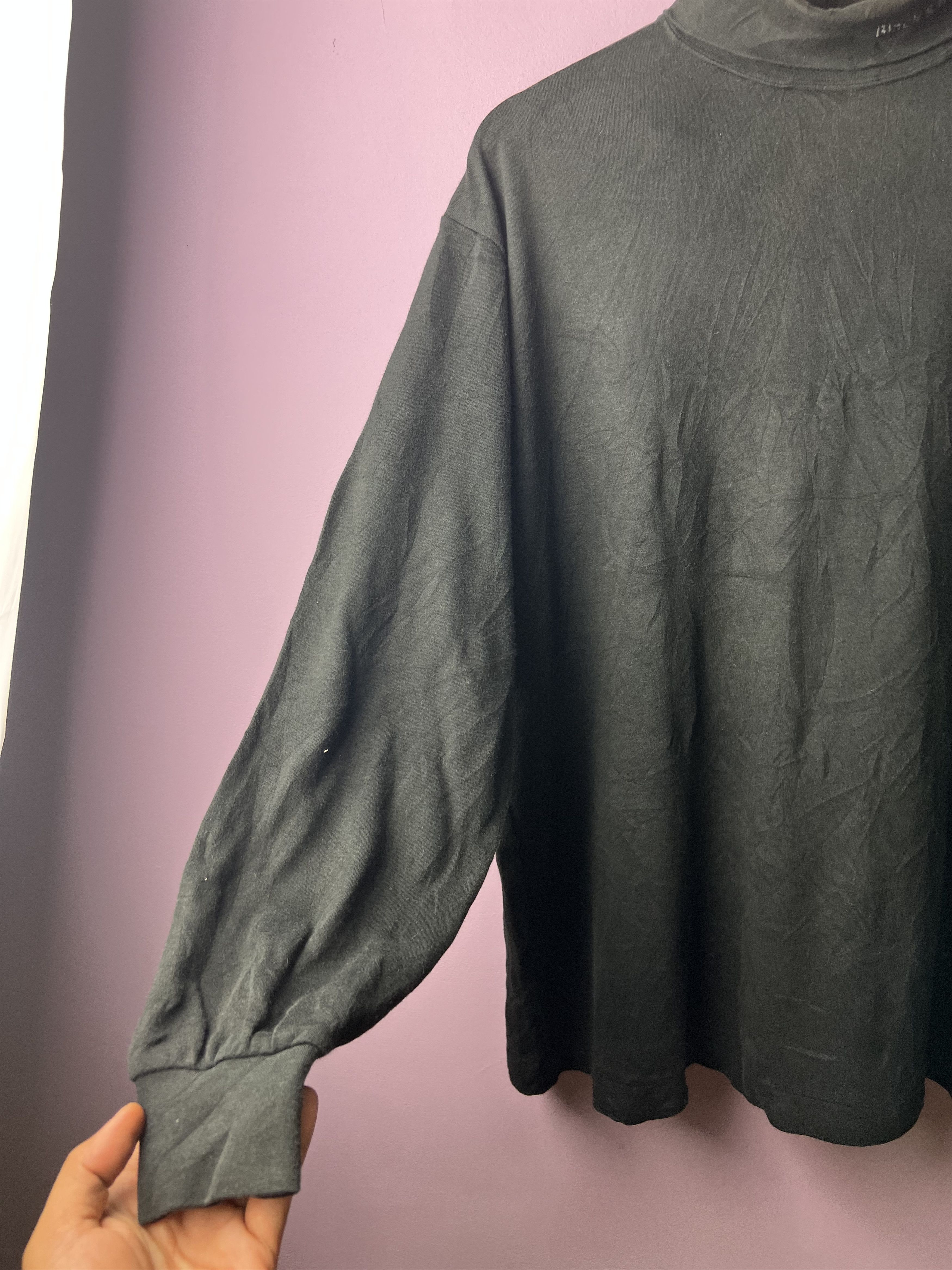Japanese Brand 🔥Vintage Black & White Turtleneck LS Tees Size US L / EU 52-54 / 3 - 8 Thumbnail