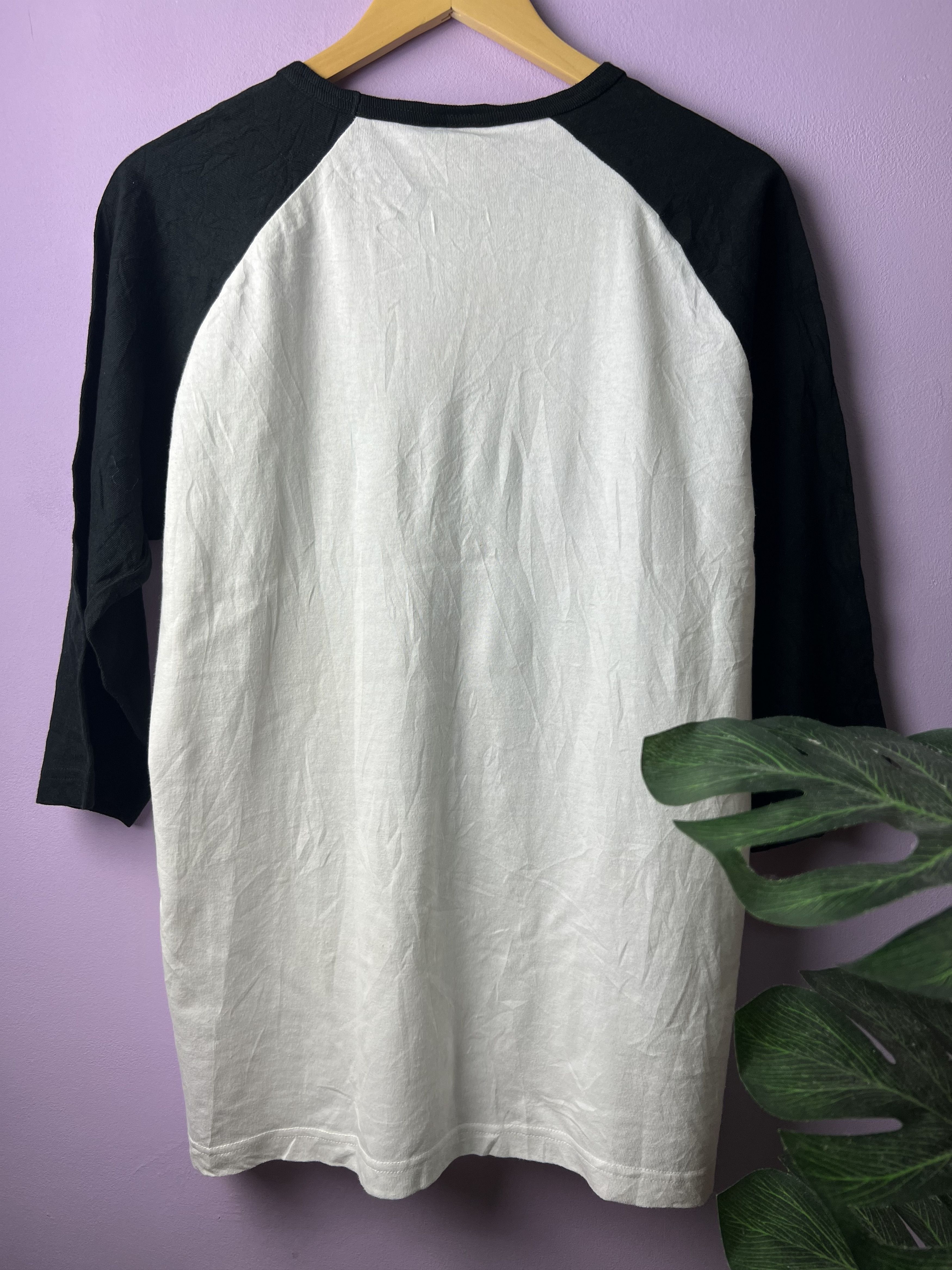 Japanese Brand 🔥One After 99 Action Speak Louder 3q Raglan Tees Size US M / EU 48-50 / 2 - 3 Thumbnail