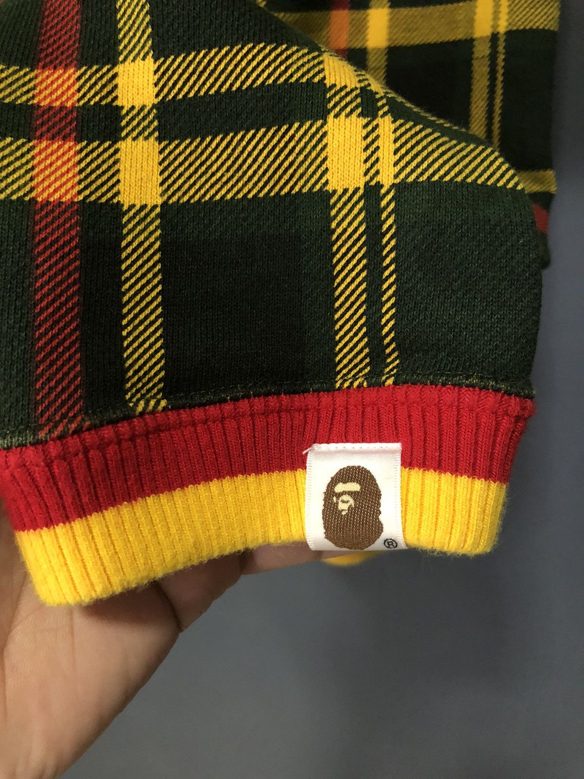 Bape VINTAGE OG BAPE PLAID CHEKERED SWEATER ZIPPER Size US M / EU 48-50 / 2 - 8 Thumbnail