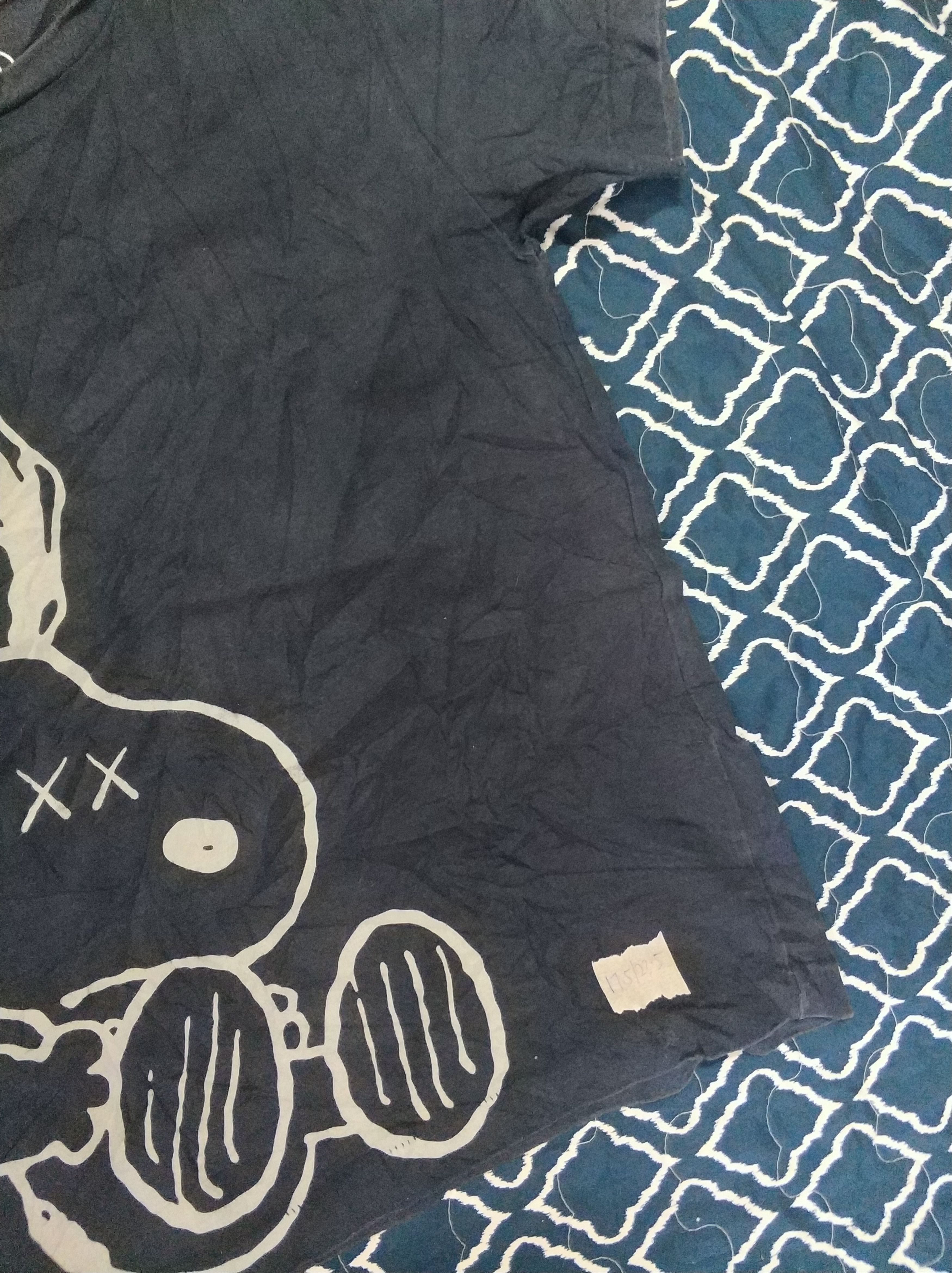 Kaws × Peanuts × Uniqlo 🔥Sun Faded Uniqlo x Kaws x Peanuts Tees Size US S / EU 44-46 / 1 - 5 Thumbnail