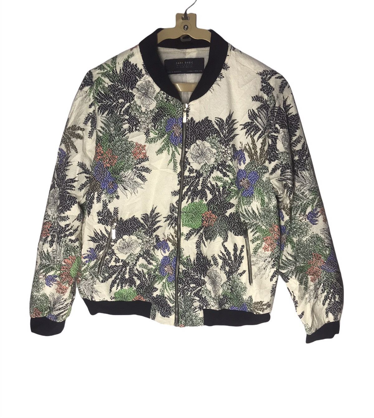 Zara outwear zipper jacket flora printed