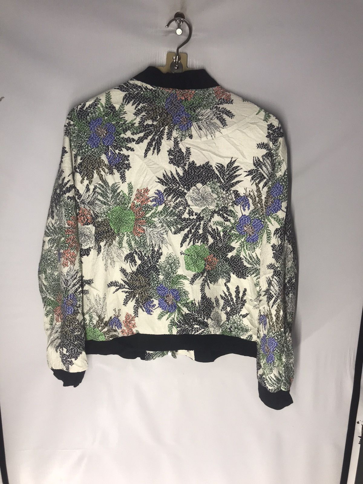 Zara Zara outwear zipper jacket flora printed Size US M / EU 48-50 / 2 - 9 Thumbnail