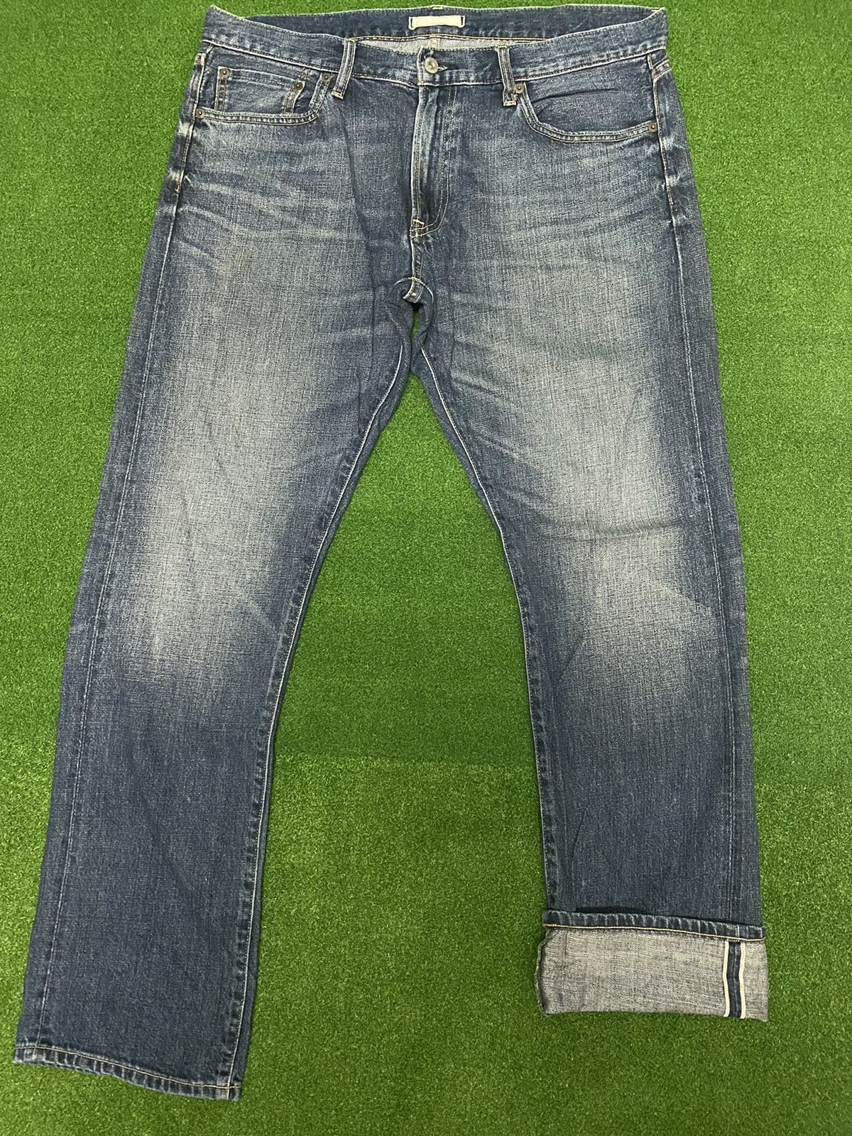 Uniqlo UNIQLO SELVAGE DENIM SIZE 36 Size US 36 / EU 52 - 1 Thumbnail