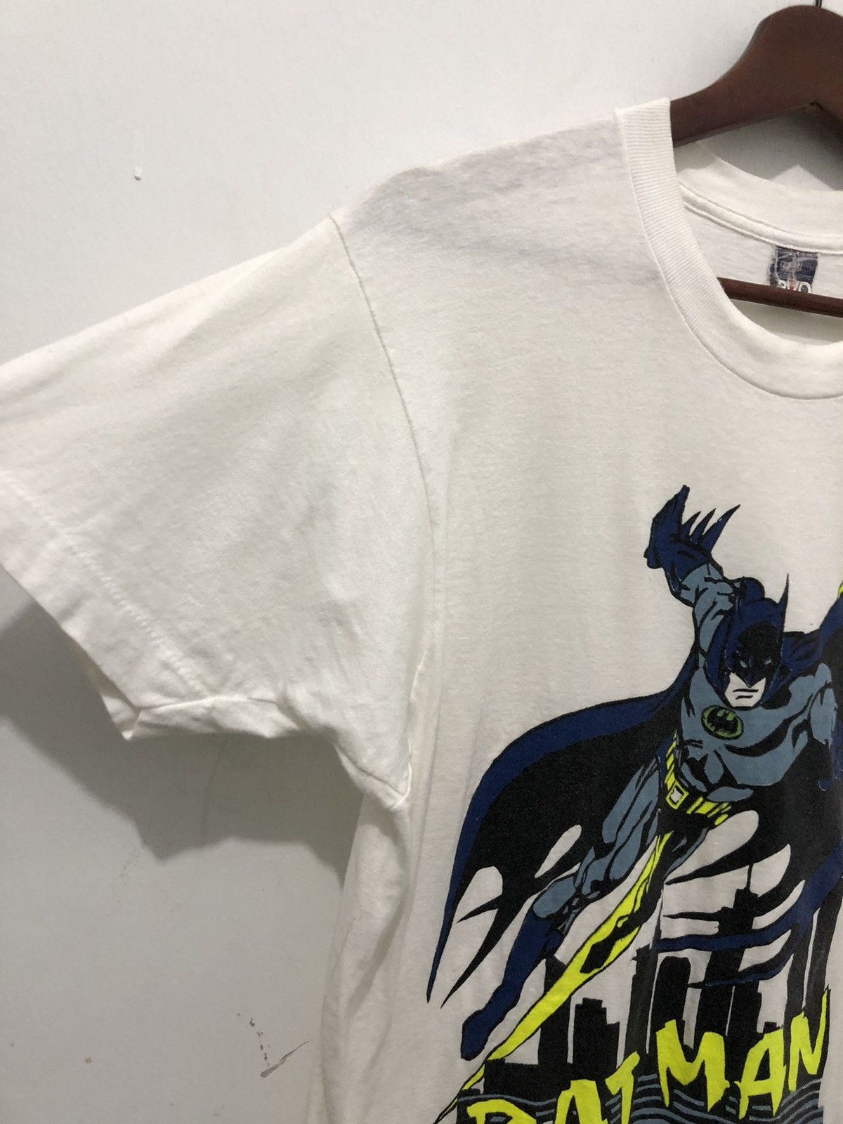 DC Comics Vintage 80’s Batman OverPrint Shirt Size US M / EU 48-50 / 2 - 4 Thumbnail