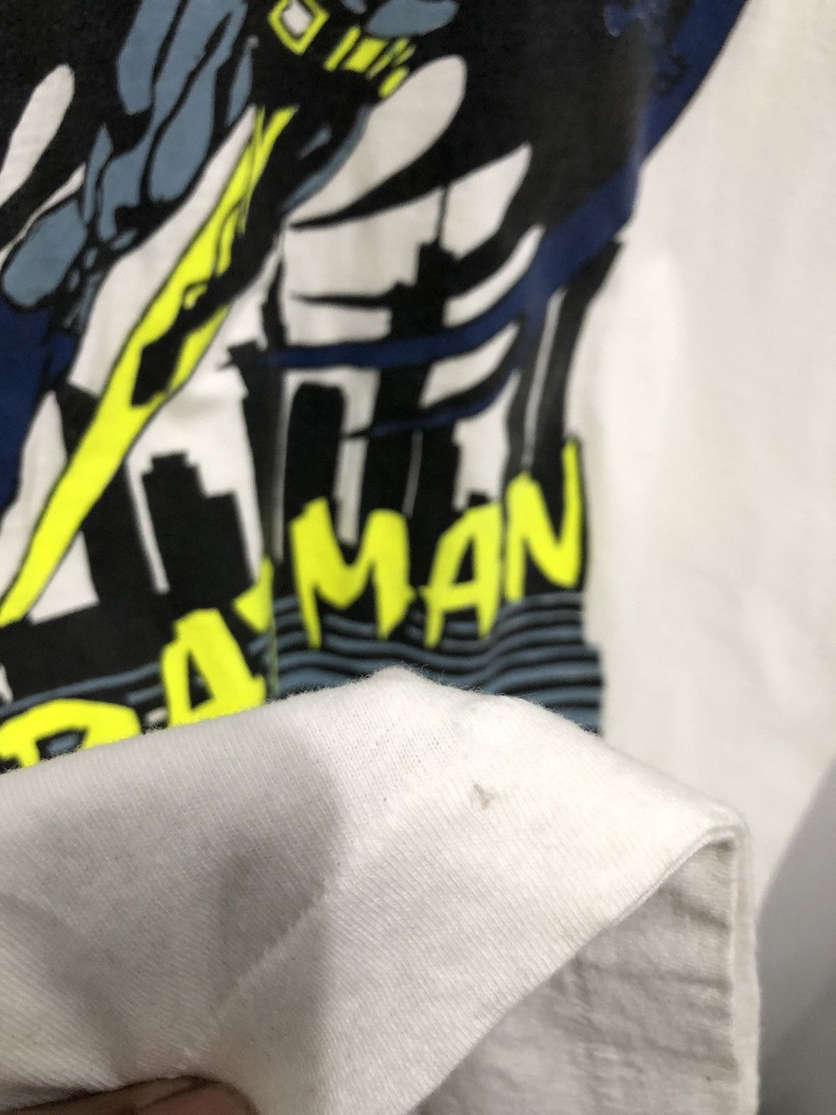 DC Comics Vintage 80’s Batman OverPrint Shirt Size US M / EU 48-50 / 2 - 9 Thumbnail