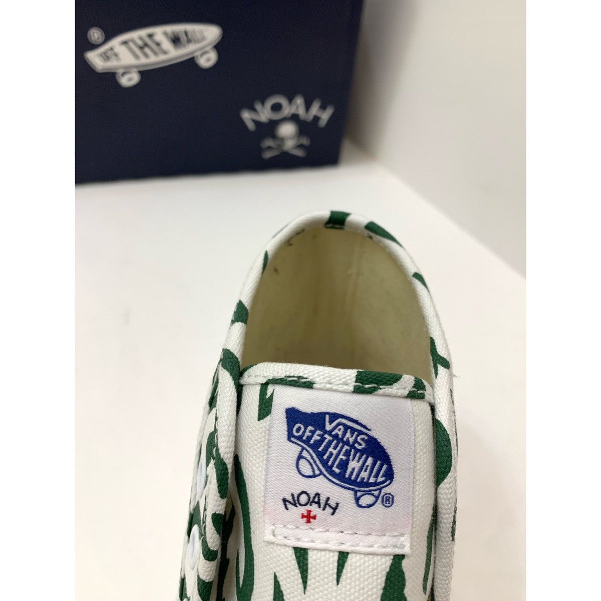 Vans NOAH X VANS OG STYLE SNEAKERS Size US 9 / EU 42 - 2 Thumbnail