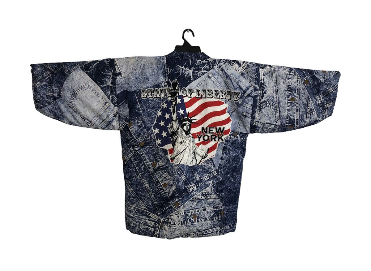 image of Kimono Japan Dragon Vintage Puffer Kimono State Of Liberty Quilted Inner in Mix, Men's (Size Large)