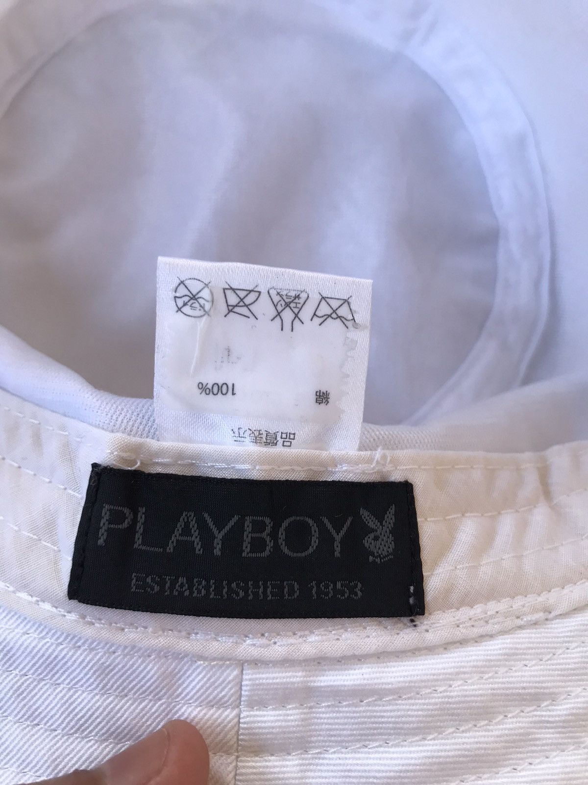 Playboy Vintage playboy bucket hat spellout Size ONE SIZE - 7 Thumbnail