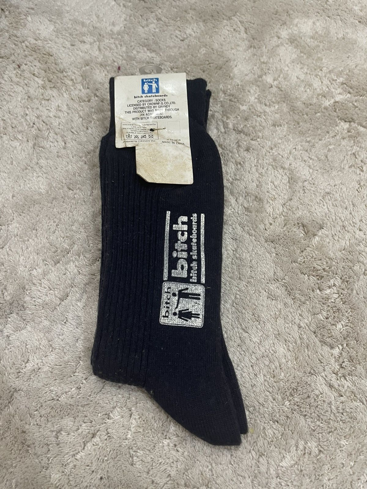 Girl Skateboards Vintage BITCH SKATEBOARD Socks Collection Size ONE SIZE - 4 Thumbnail