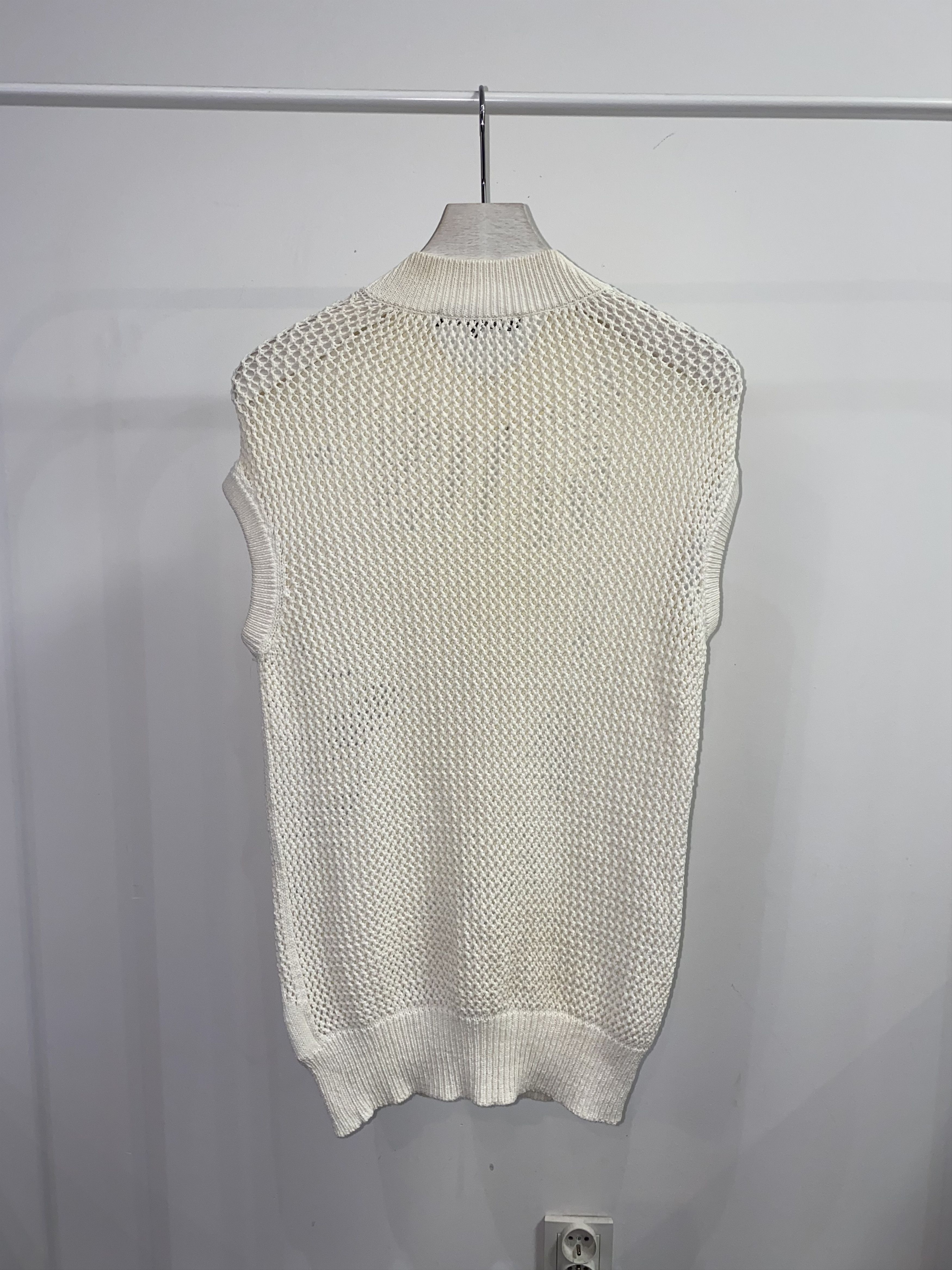 Raf Simons SS09 Raf Simons "R" Logo Cream Handknit Tank Top Size US S / EU 44-46 / 1 - 6 Thumbnail