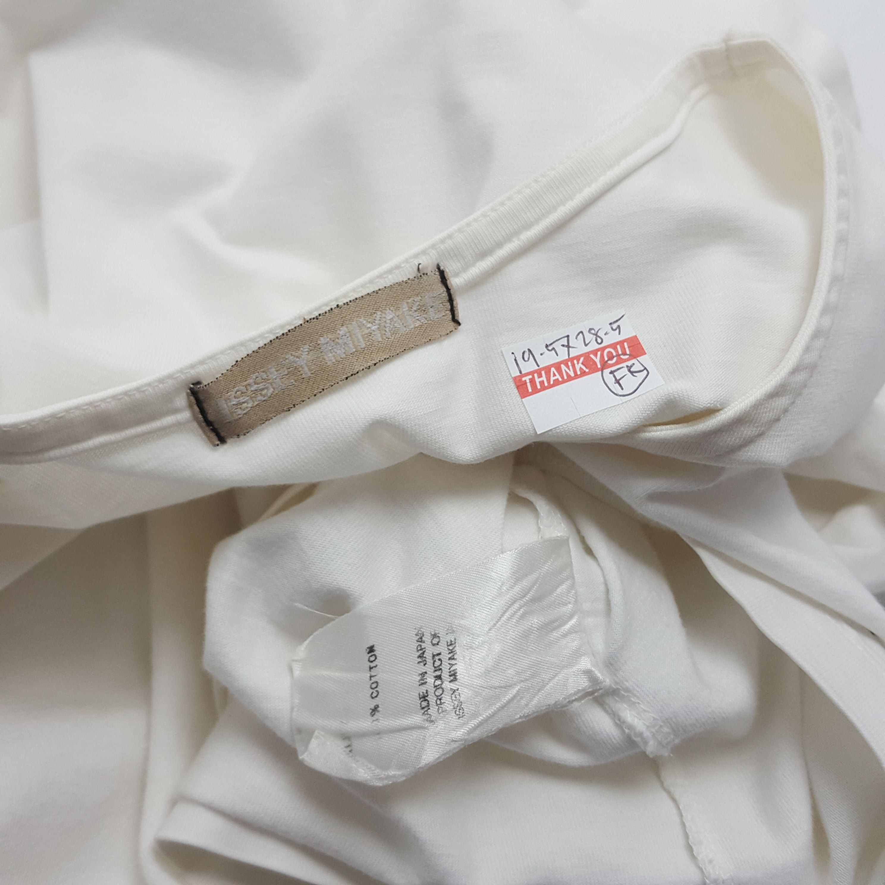 Issey Miyake × Japanese Brand × Vintage Vintage ISSEY MIYAKE Japanese Brand Rare Design t-shirthirt Size US M / EU 48-50 / 2 - 6 Thumbnail
