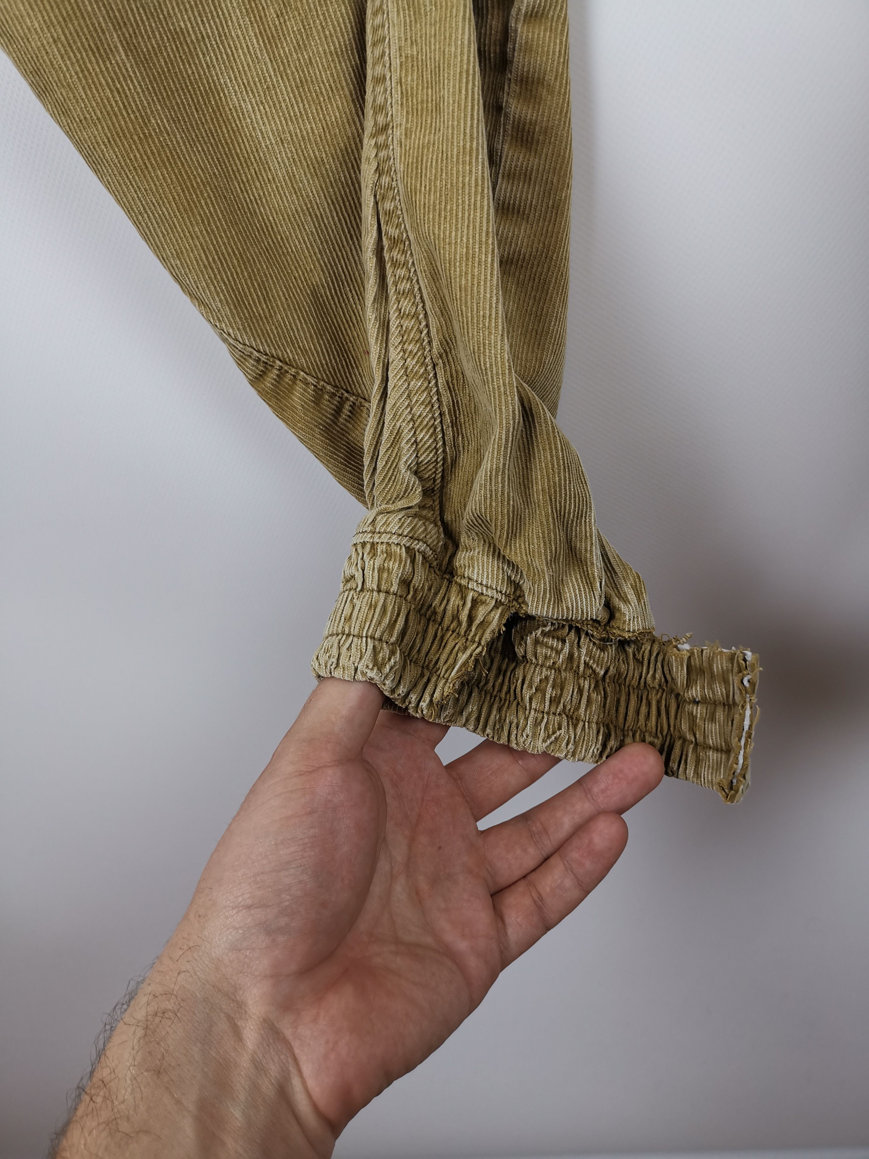 Jack & Jones Jack and Jones velvet corduroy workwear cargo pants Size US 28 / EU 44 - 14 Thumbnail