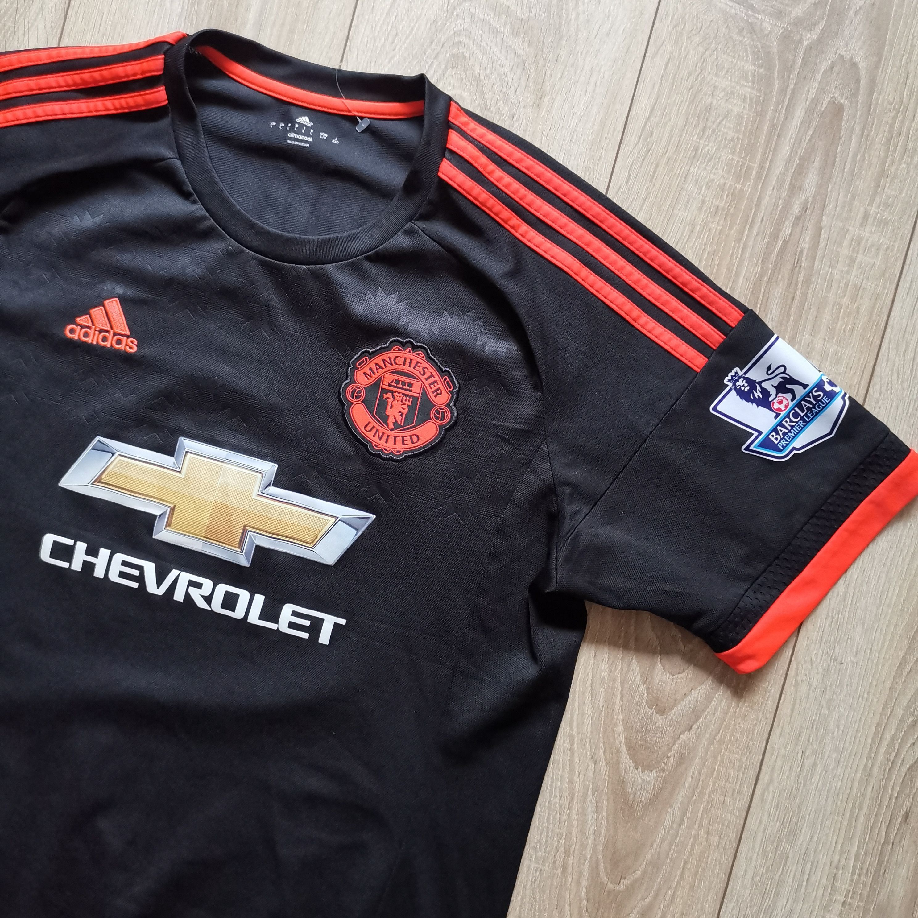 Adidas Adidas Manchester united 2015 2016 third #28 Schneiderlin Size US L / EU 52-54 / 3 - 3 Thumbnail