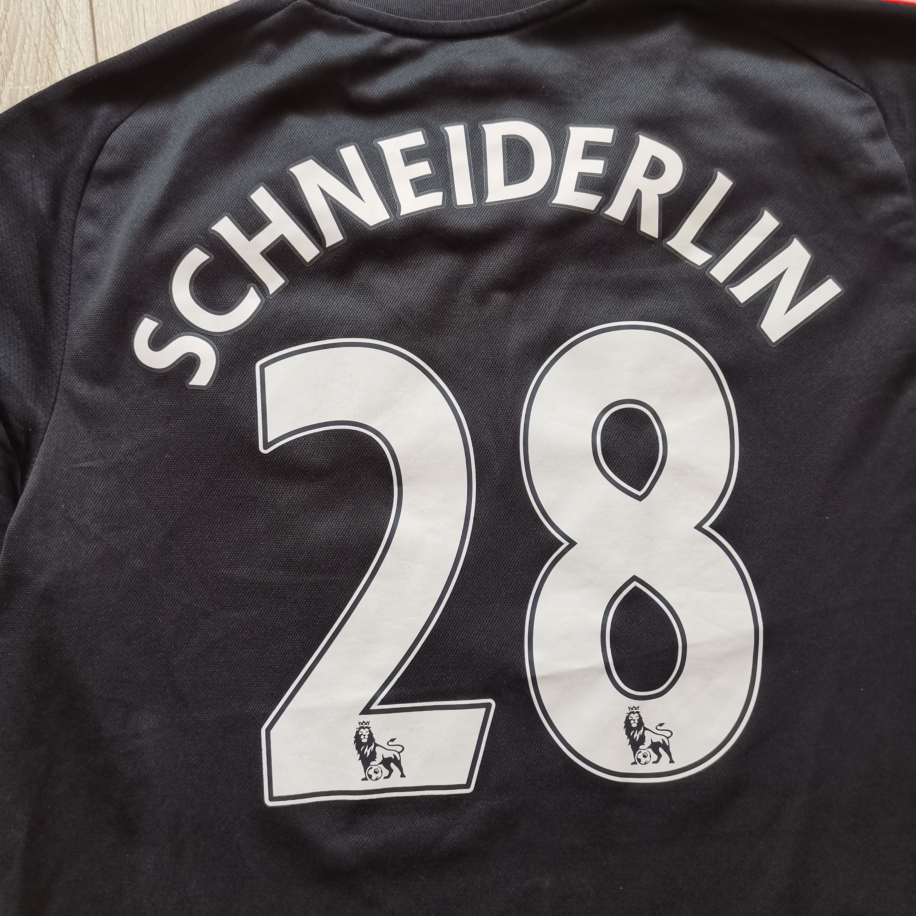 Adidas Adidas Manchester united 2015 2016 third #28 Schneiderlin Size US L / EU 52-54 / 3 - 5 Thumbnail