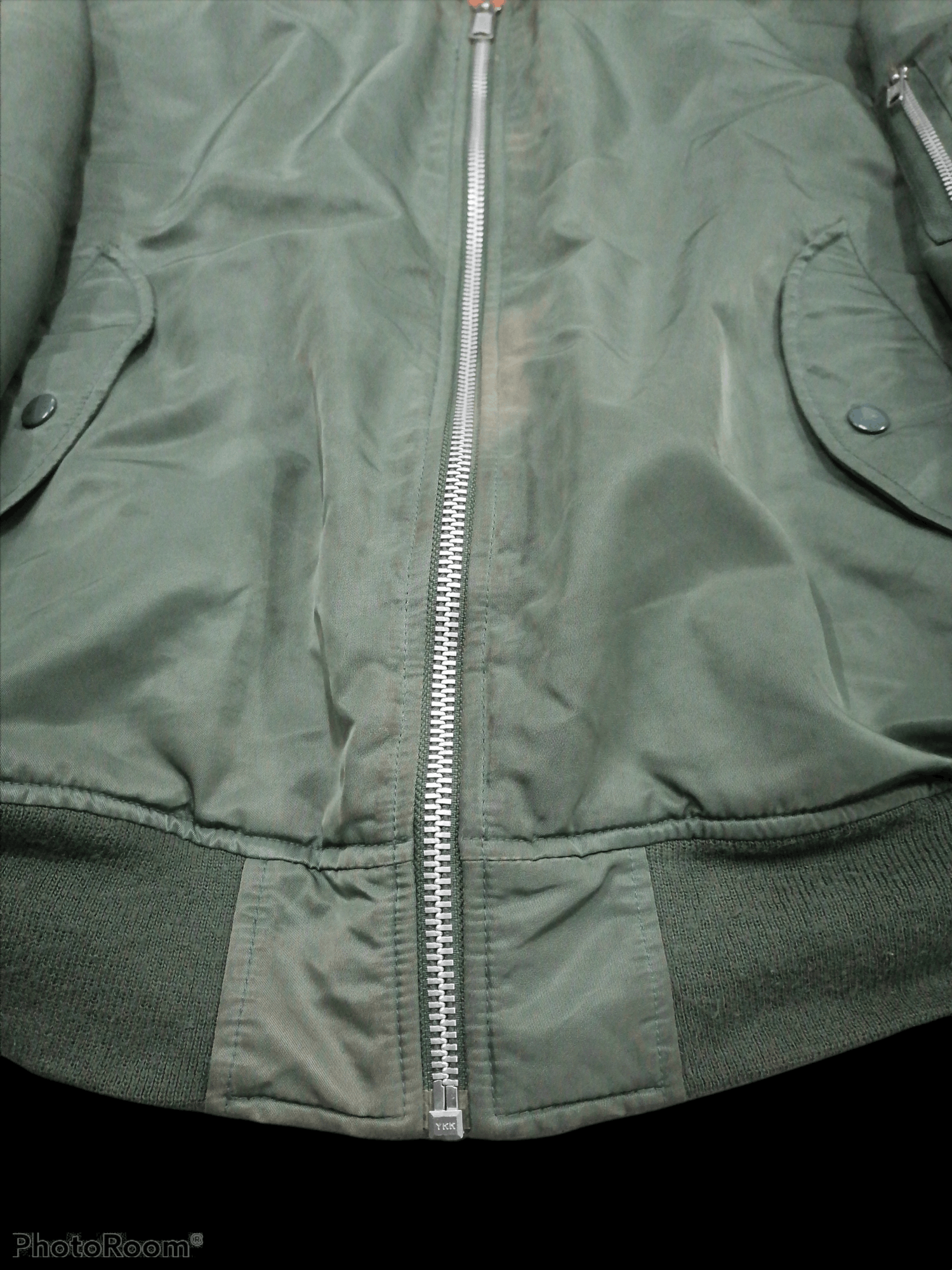 Uniqlo Sun Faded Army Green Military Uniqlo Bomber Jackets Size US L / EU 52-54 / 3 - 3 Thumbnail